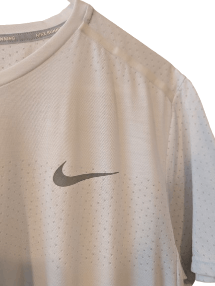 Nike Nike Running perforated training t shirt Size US L / EU 52-54 / 3 - 4 Thumbnail