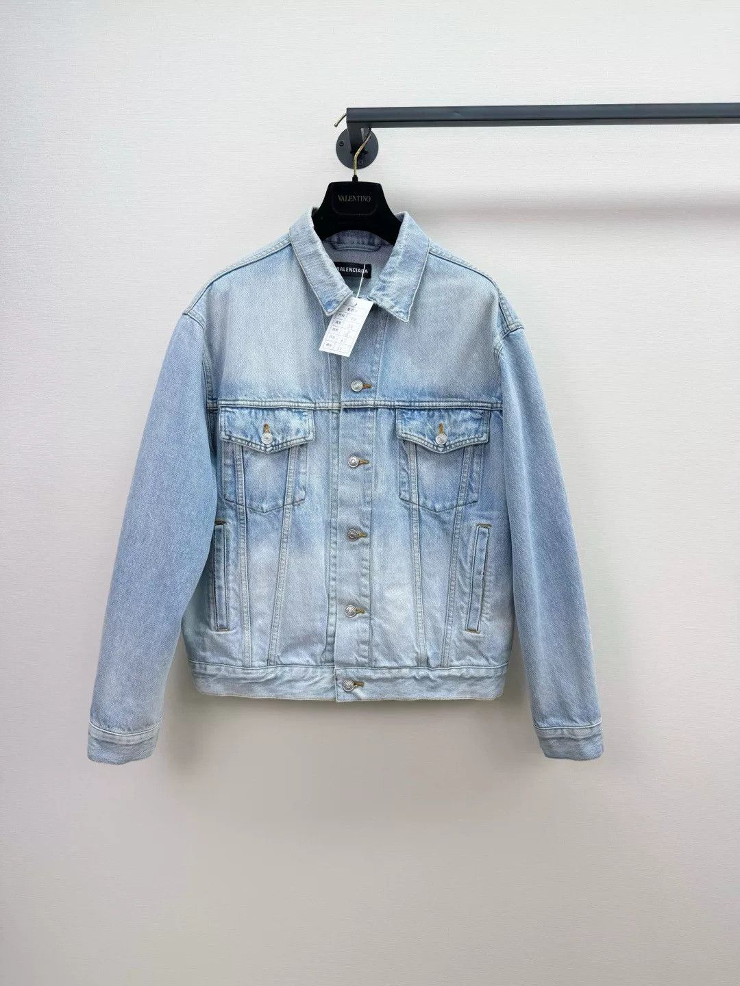 Balenciaga Balenciaga Denim Jacket Size 44 Size US S / EU 44-46 / 1 - 1 Thumbnail