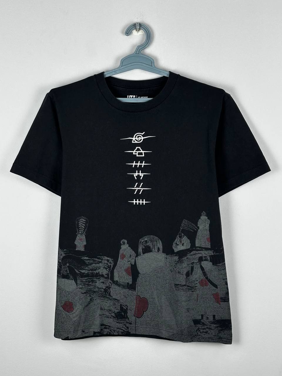 Uniqlo Uniqlo Naruto Graphic T-Shirt Black Mens Large Size US L / EU 52-54 / 3 - 1 Thumbnail