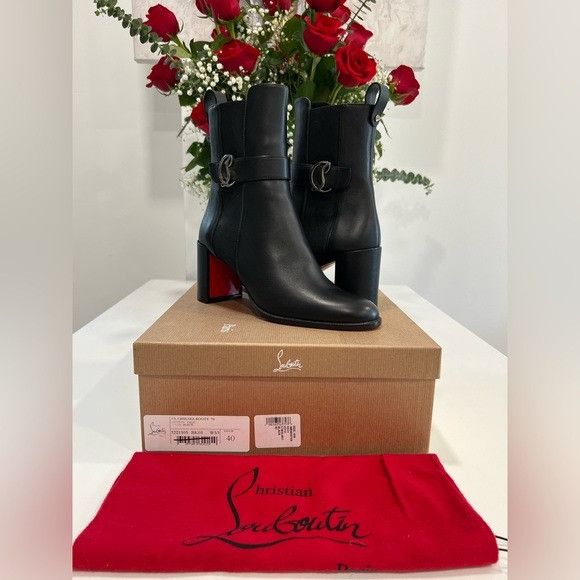 CHRISTIAN LOUBOUTIN Leather CL Buckle Red Sole Chelsea Boots