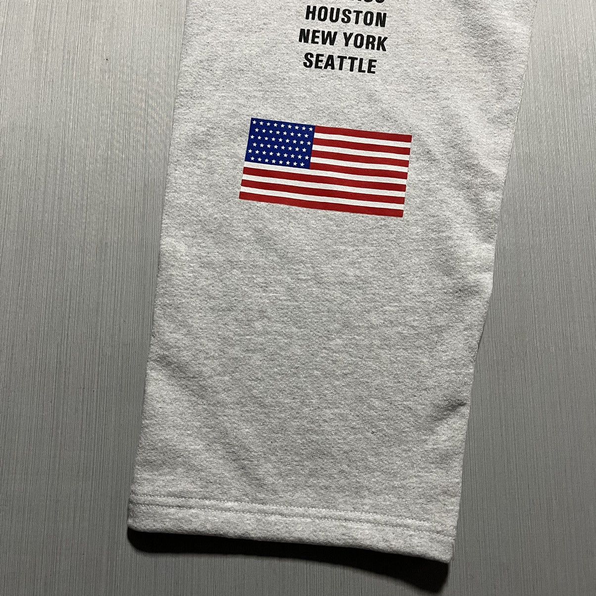 The GV Gallery Gv Gallery Tour Sweatpants Size US 34 / EU 50 - 3 Thumbnail
