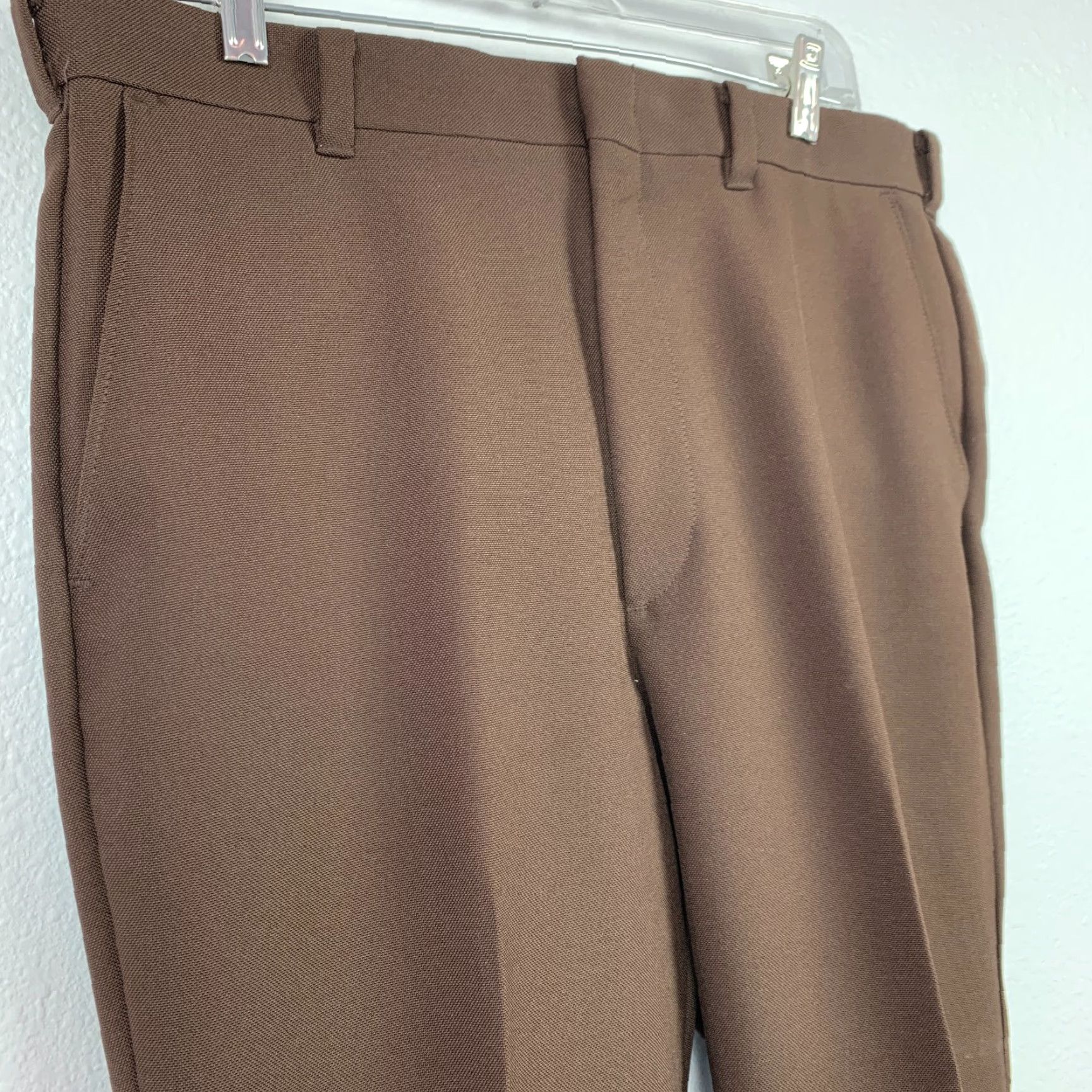 Levi's VINTAGE Levi's Panatela Brown Polyester Disco Leisure Pants Mens 35x33 Rockabilly 1970s Brown Polyester Levi's 1970s Mens 35x33 Size US 35 - 2 Thumbnail