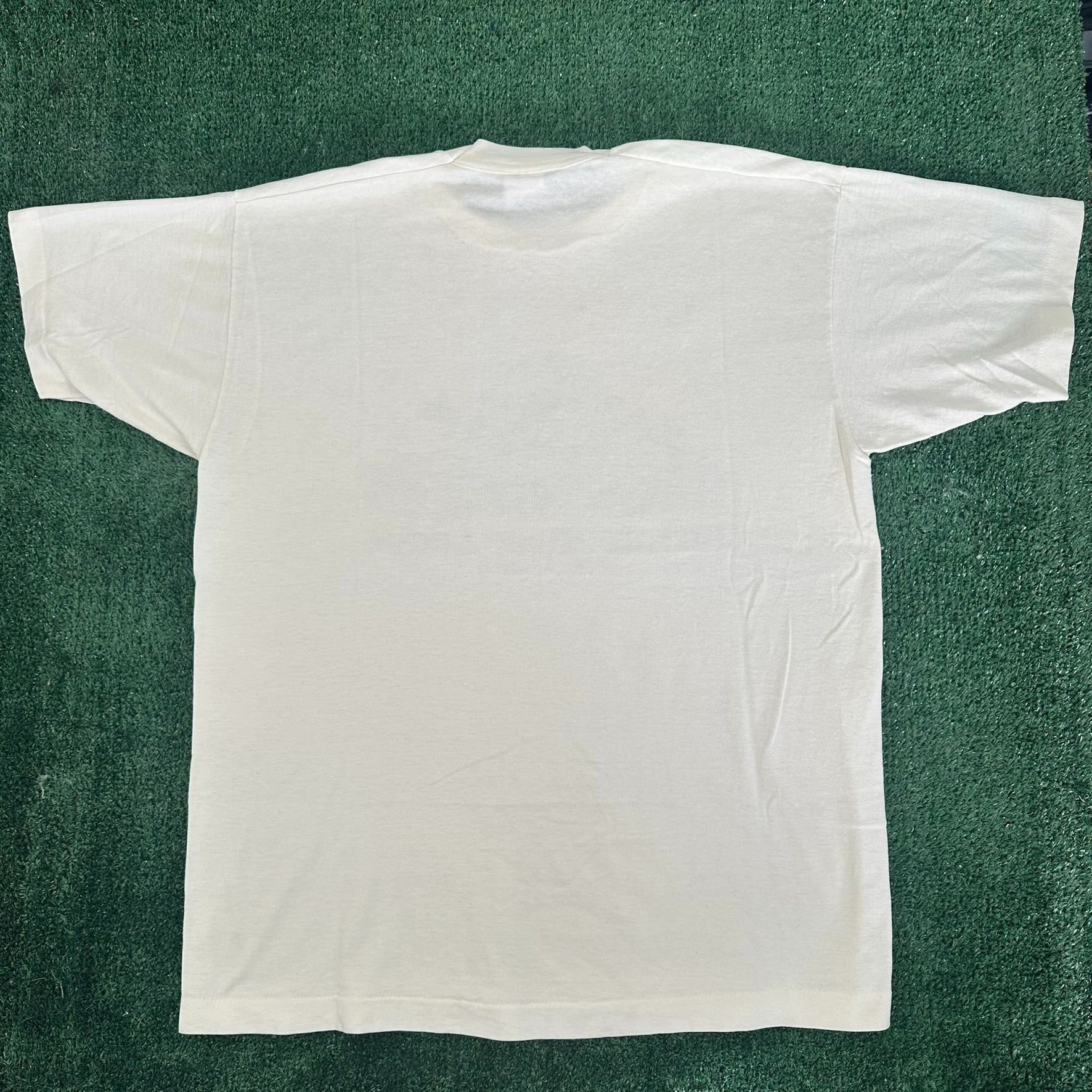 Fruit Of The Loom Vintage 90s Arkansas River Lodge T-Shirt Outdoor Nature Tee Size US L / EU 52-54 / 3 - 6 Thumbnail