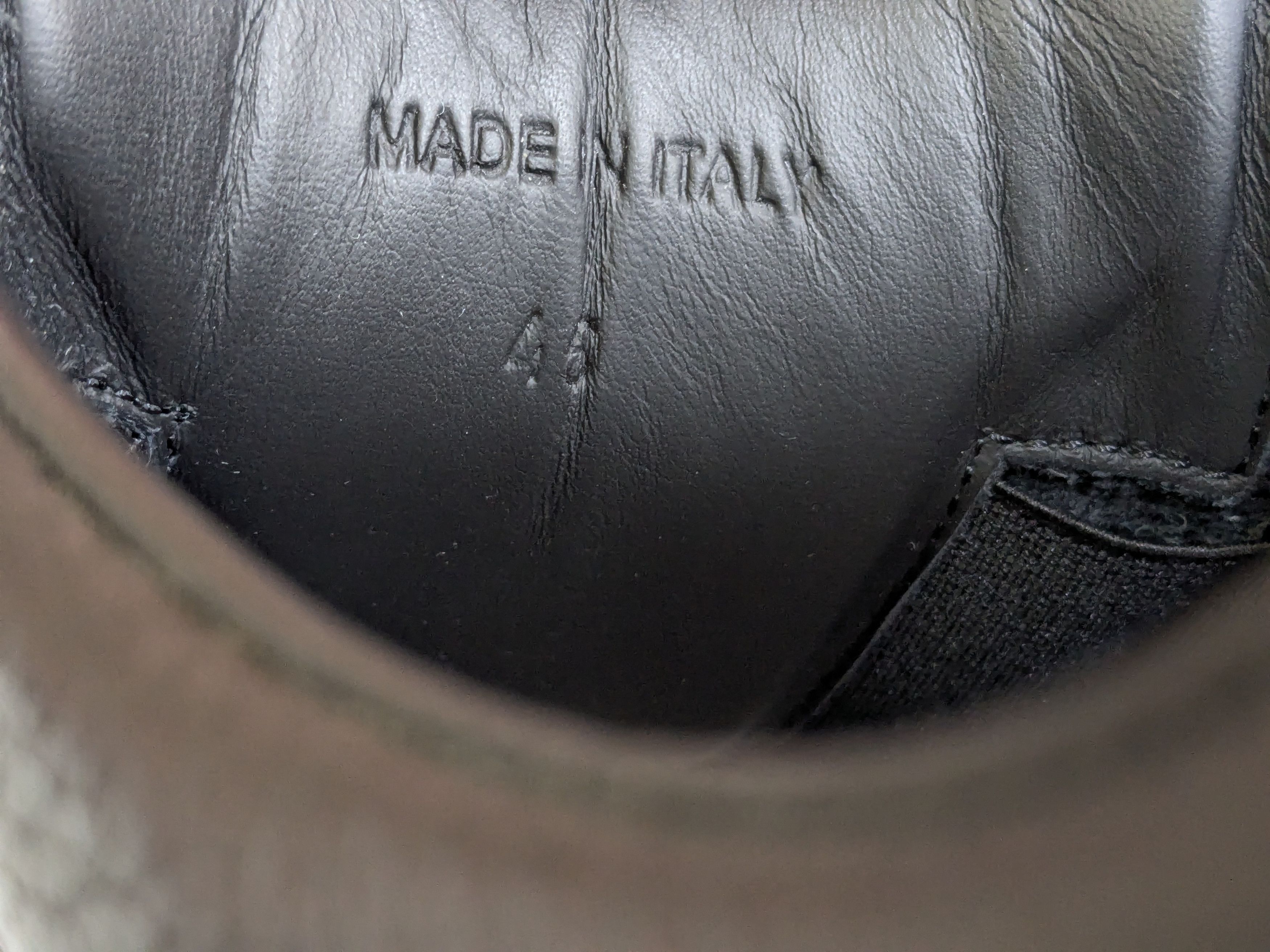 Maison Margiela Maison Margiela Replica GAT Black Paint Splatter 12 45 White Size US 12 / EU 45 - 9 Thumbnail