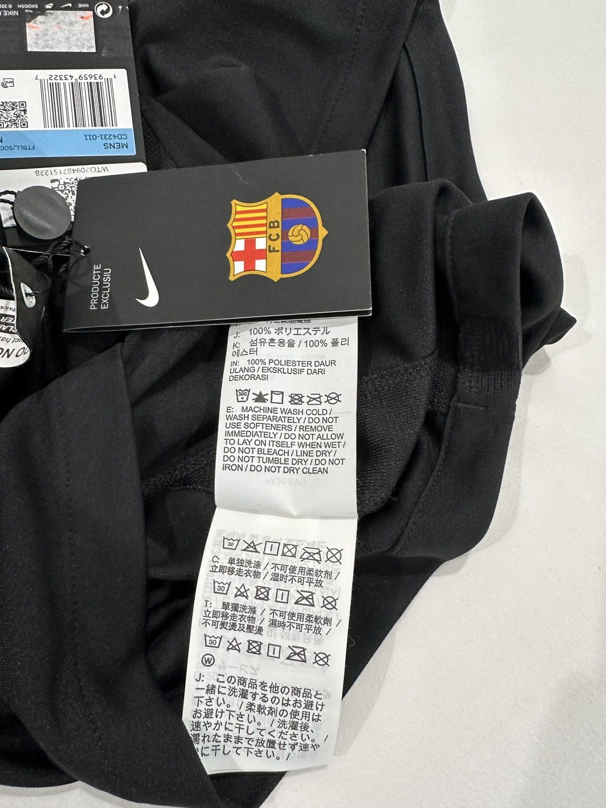 Nike FC Barcelona Black & Gold 20-21 Away Jersey Size US M / EU 48-50 / 2 - 11 Thumbnail