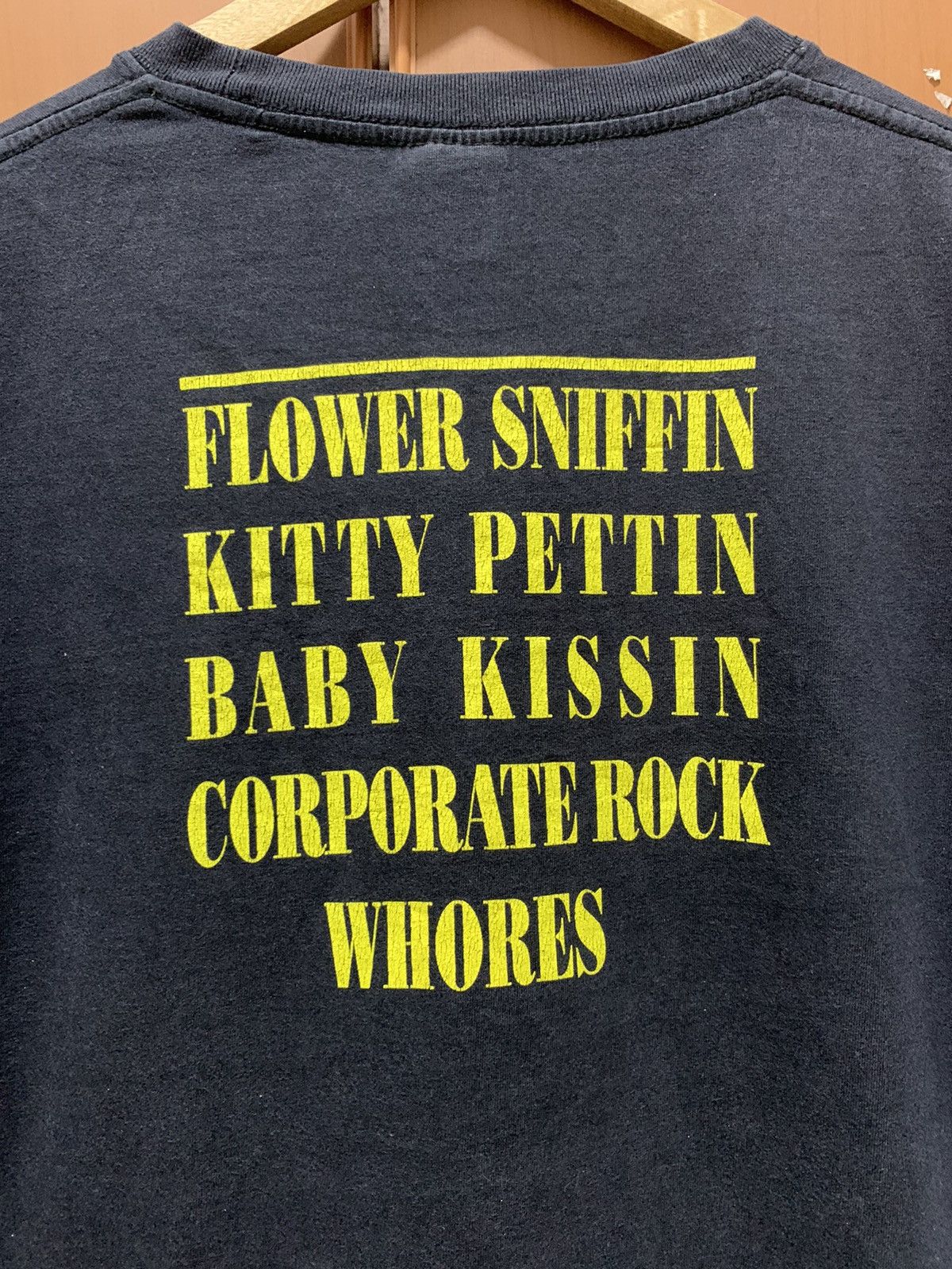 Band Tees Vintage Bootleg Smiley Nirvana Band Tees Size US L / EU 52-54 / 3 - 6 Thumbnail