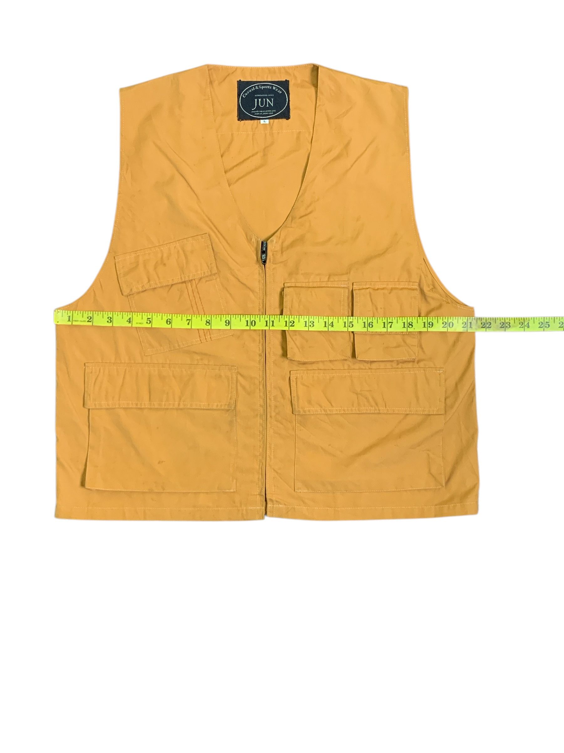 Japanese Brand × Jun Takahashi Rare Design Vintage Jun Casual & Sports Wear Vests Size US L / EU 52-54 / 3 - 7 Thumbnail