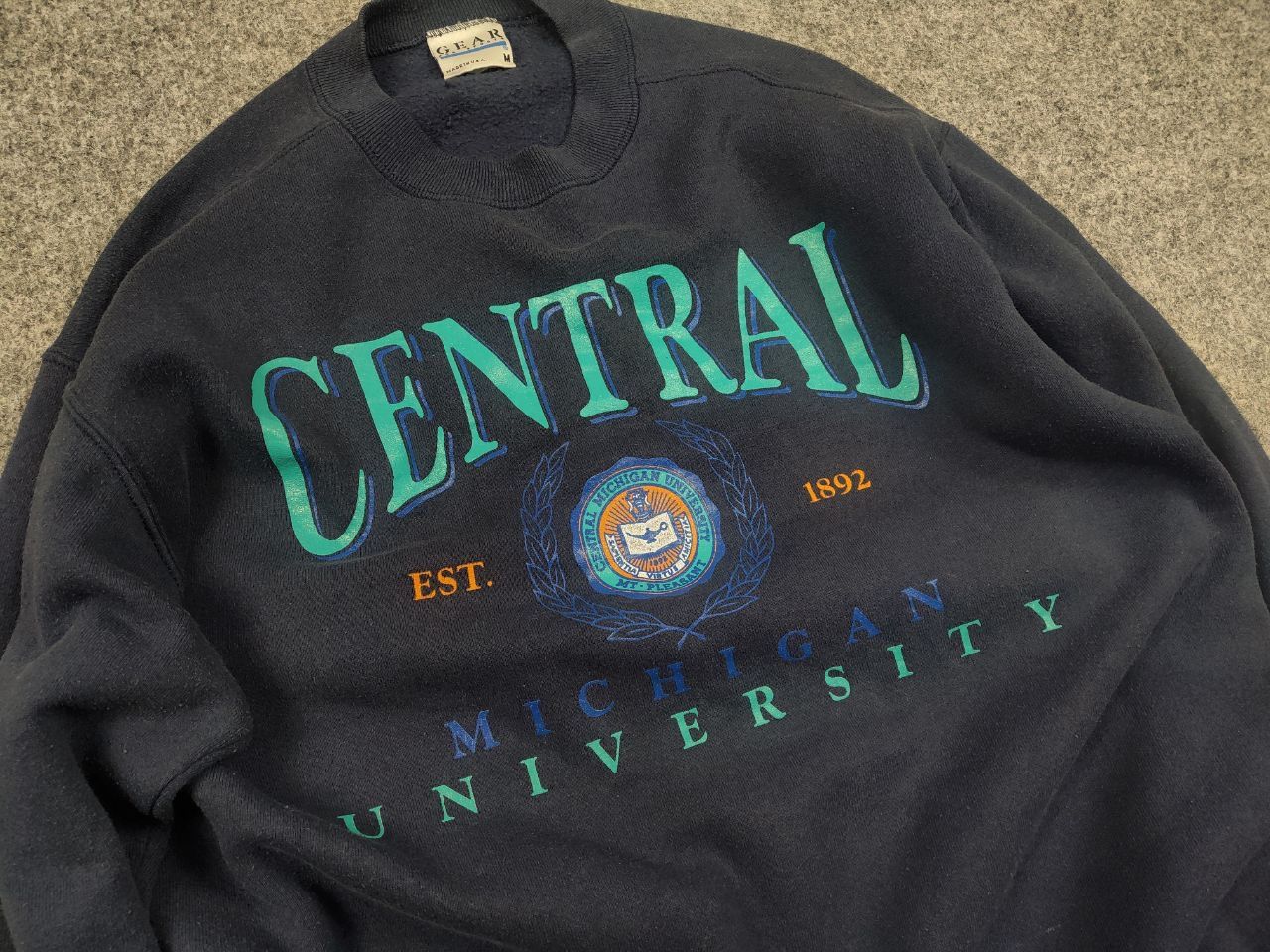 Vintage Vintage 90's michigan university Central Logo sweatshirt Size US M / EU 48-50 / 2 - 6 Thumbnail