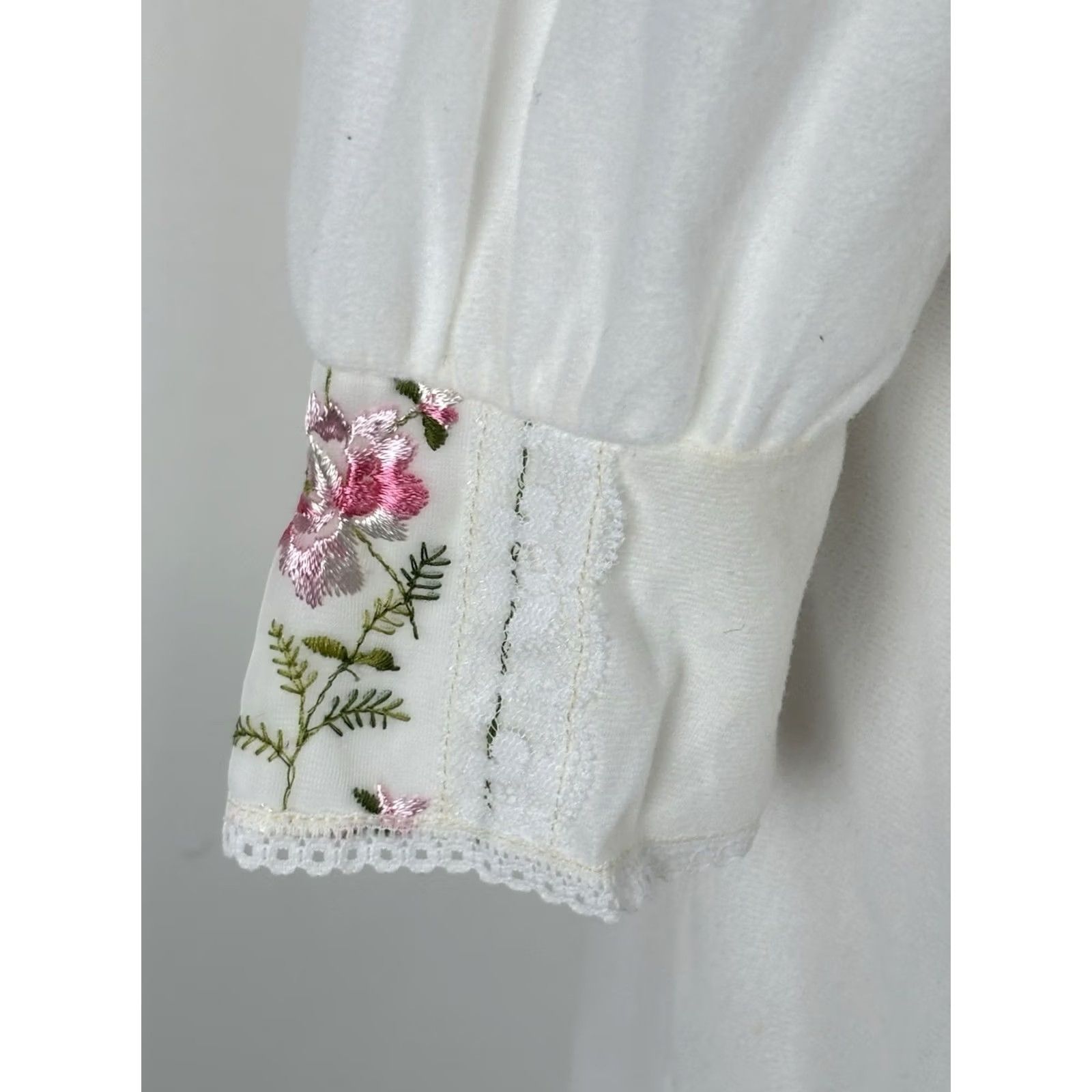 Lee VINTAGE Shannon Lee Nightgown Micro Fleece Ivory Floral Embroidered USA L Nightgown Women’s 1980s Victorian Nylon Regular, Original, Small RunMens? Size ONE SIZE - 6 Thumbnail