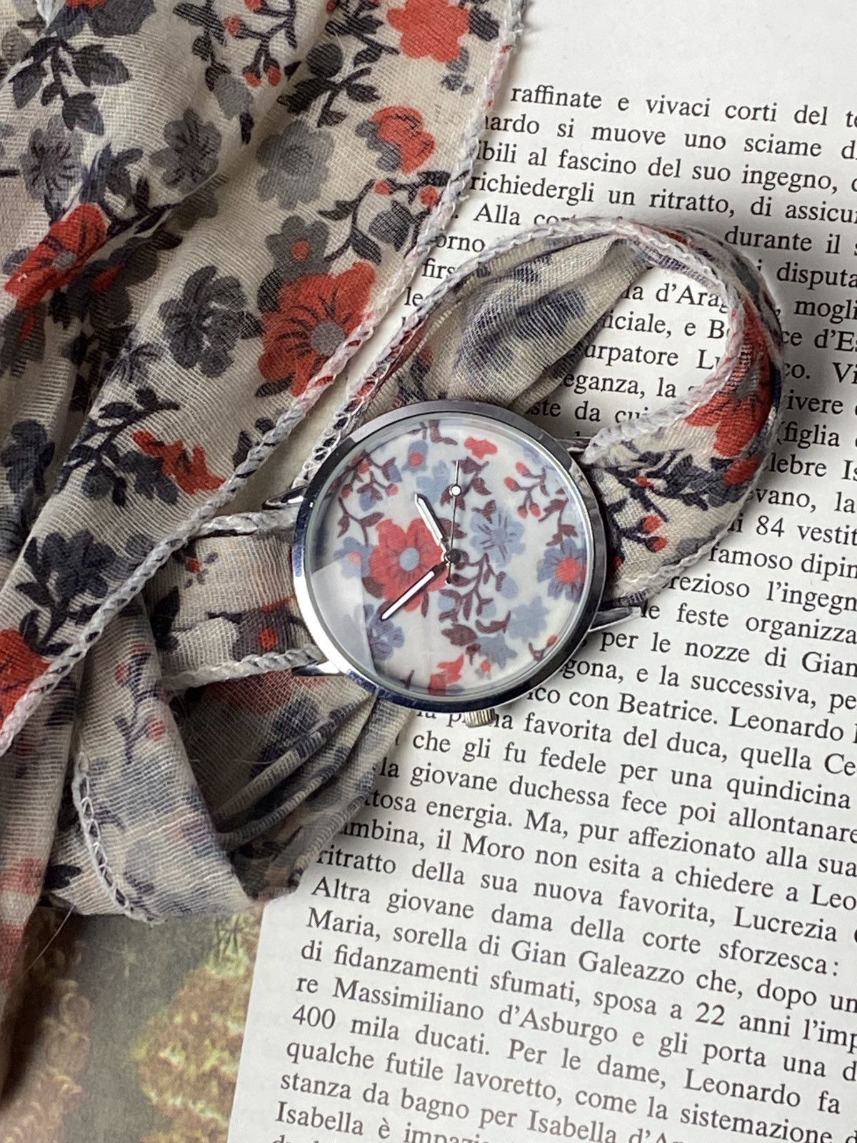 Hysteric Glamour Rare Retro Floral Ribbon Scarf Quartz Watch Avant Garde Art Size ONE SIZE - 3 Thumbnail
