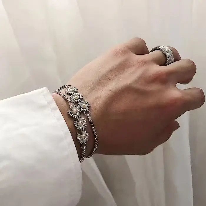 Bead Bracelet x Jewelry Small Daisy Pendant Silver Bracelet, Men's