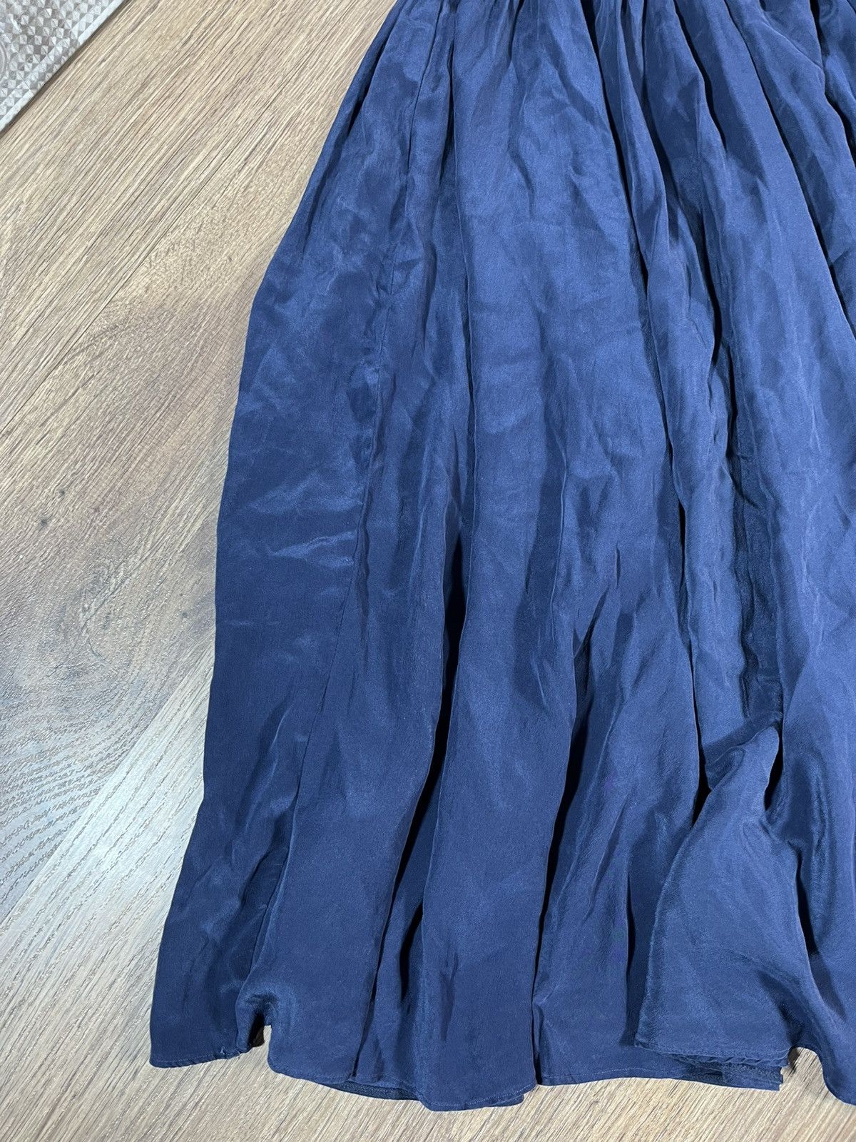 Christian Dior Monsieur Vintage Christian Dior Silk Skirt Size 28" / US 6 / IT 42 - 2 Thumbnail