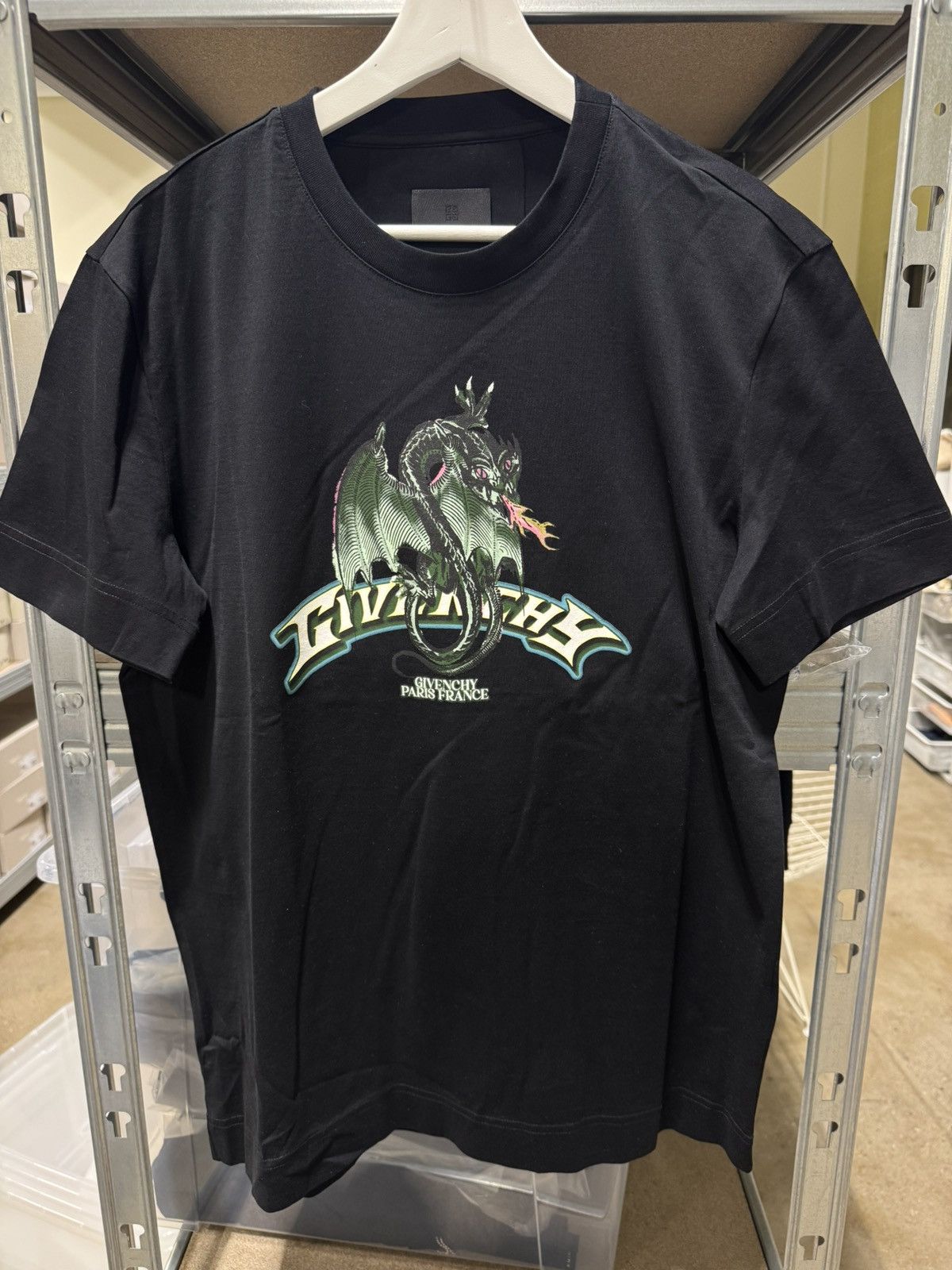 GIVENCHY T-SHIRT