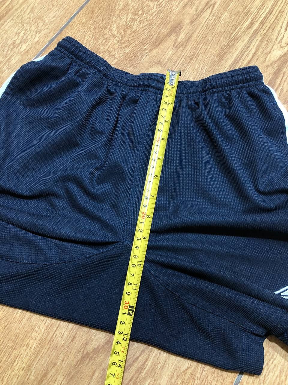 Umbro Umbro England Retro Sports Shorts Pants Football Size US 32 / EU 48 - 10 Thumbnail