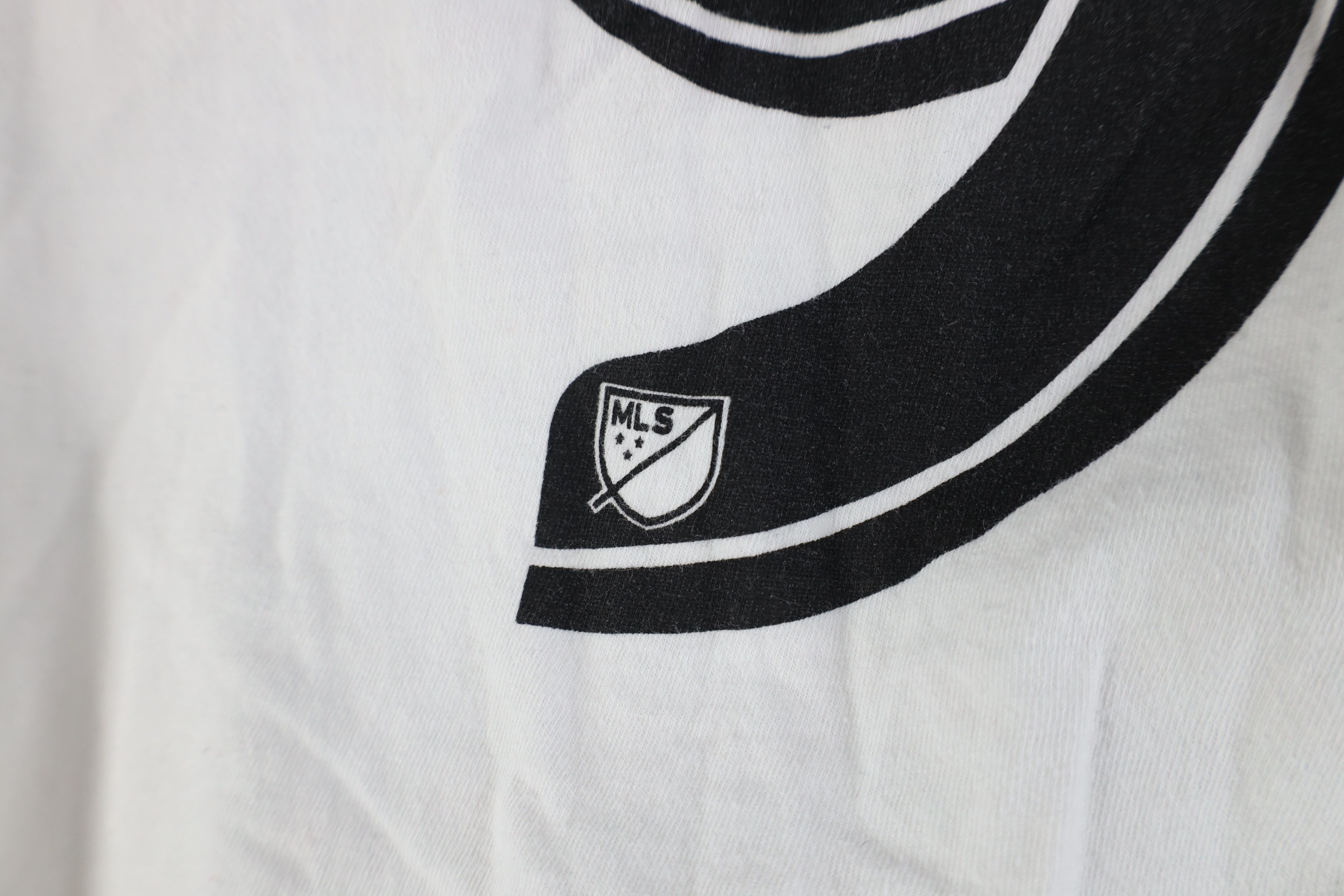 Adidas Vintage Y2K Adidas DC United Soccer Jersey T-Shirt White #9 Size US S / EU 44-46 / 1 - 12 Thumbnail