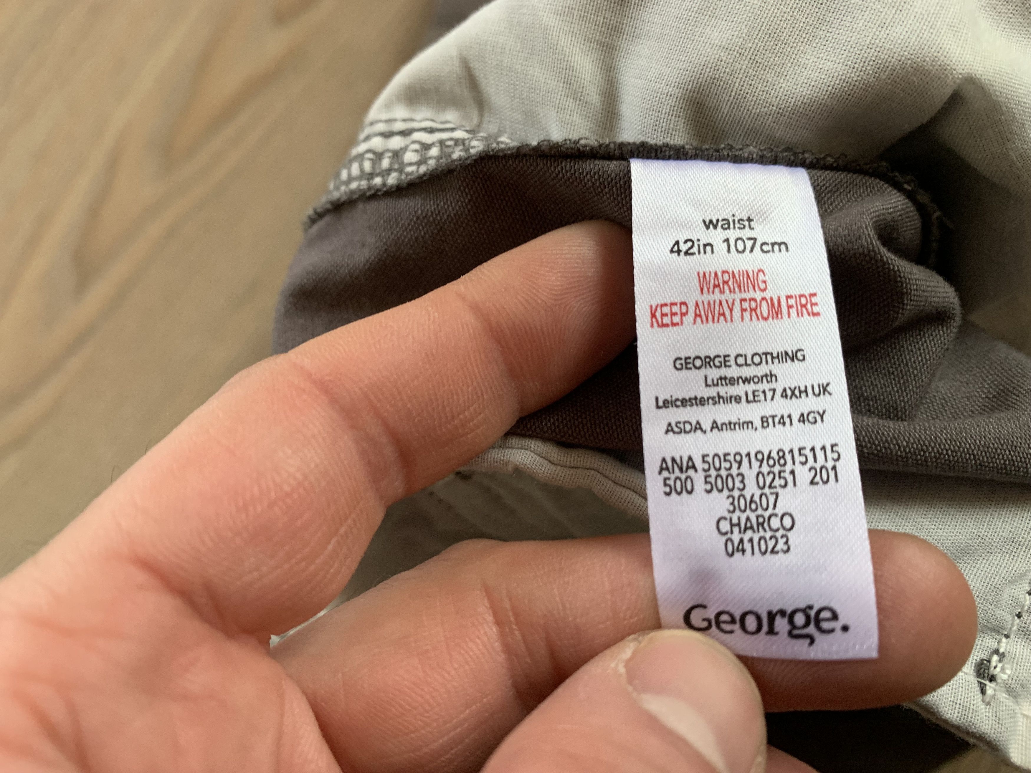 George George Cotton Grey Cargo Shorts Size US 42 / EU 58 - 9 Thumbnail