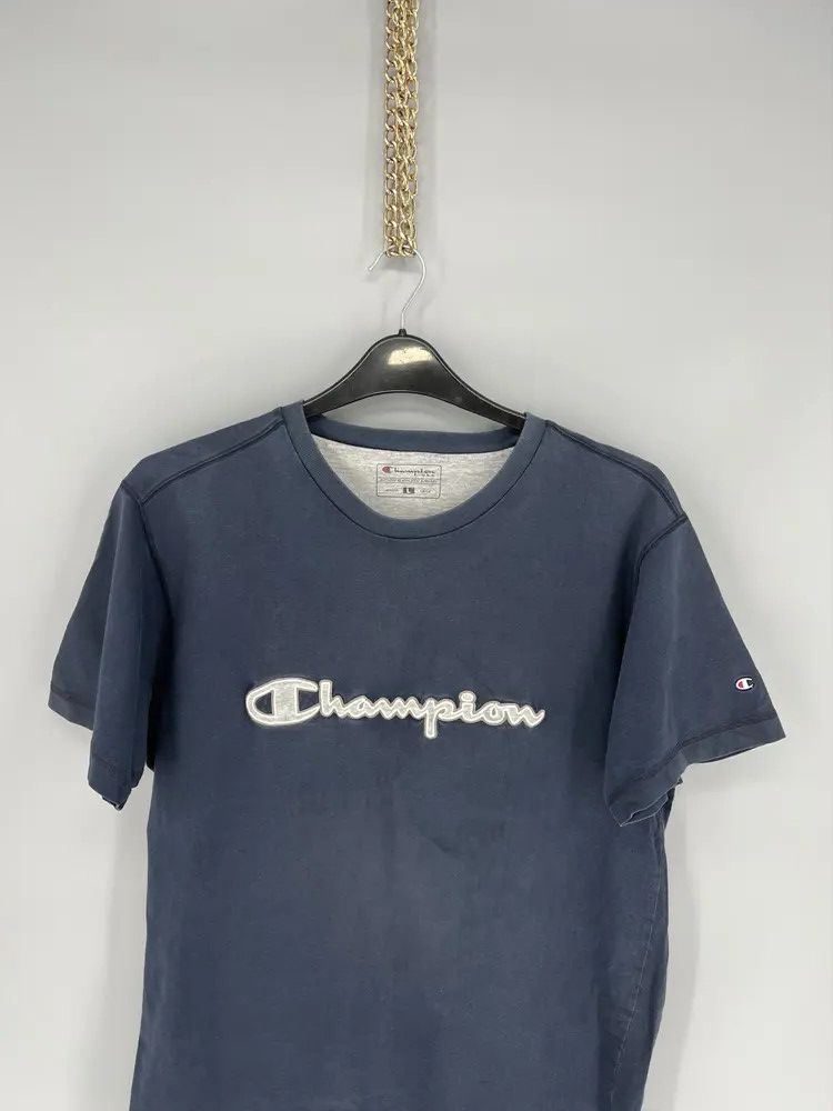 Champion Champion Vintage T-Shirt Y2K Size US L / EU 52-54 / 3 - 6 Thumbnail