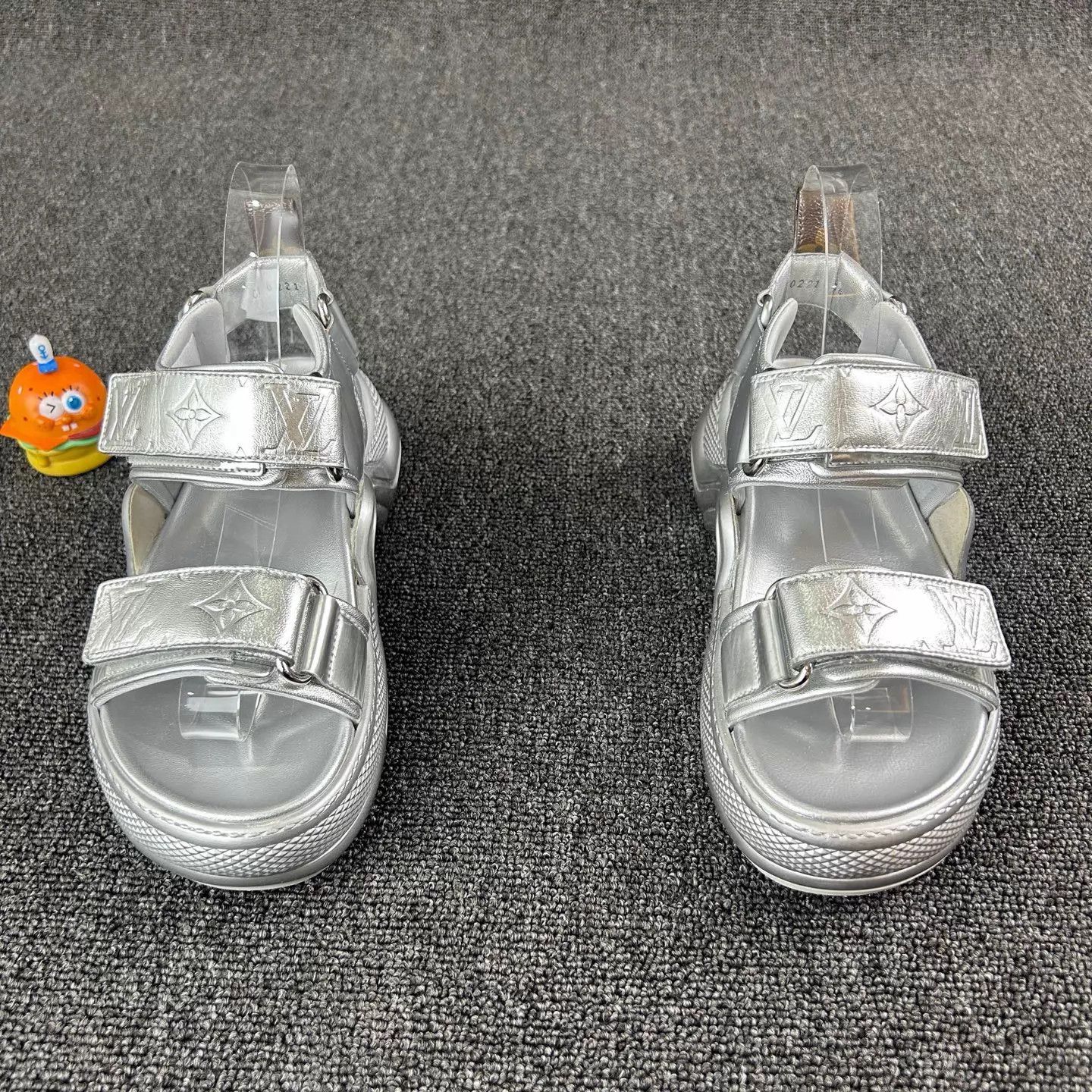 Louis Vuitton LV Silver Monogram Strap Beach Sandals Size 36 HB6720 Size US 5.5 / IT 35.5 - 2 Thumbnail