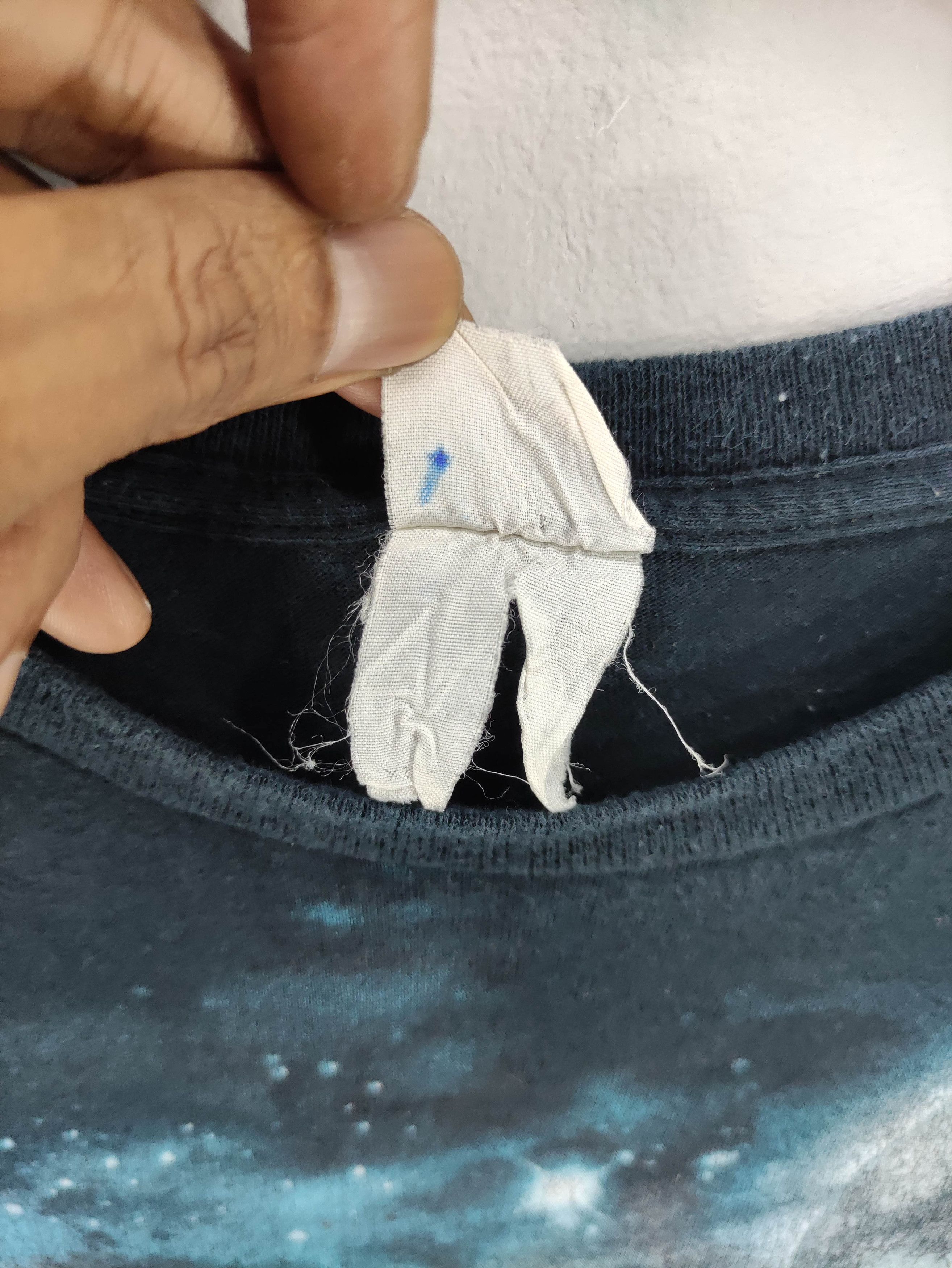 Vintage Vintage Native American Indian Skeleton Wolf Tee Tshirt Size US L / EU 52-54 / 3 - 3 Thumbnail