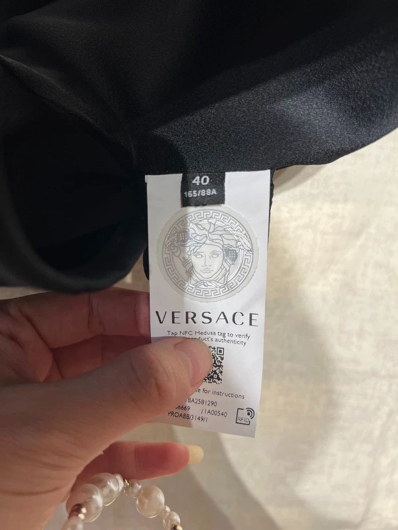 Versace Versace Fishbone camisoles Size S / US 4 / IT 40 - 4 Thumbnail
