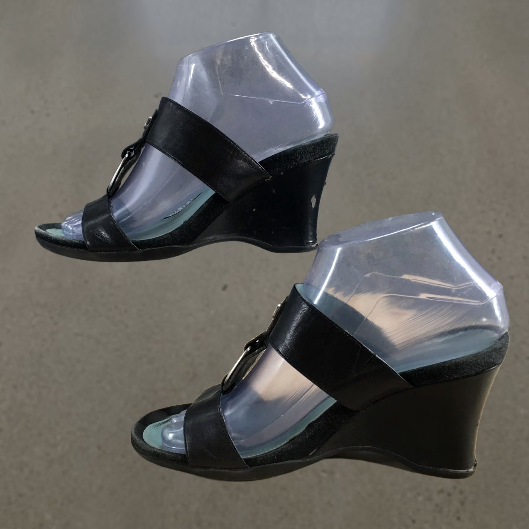 Rockport Rockport Sandals Womens 6.5 M Slide Black Leather Slip On Wedge Heels APW13181 Size US 4 / IT 34 - 1 Thumbnail