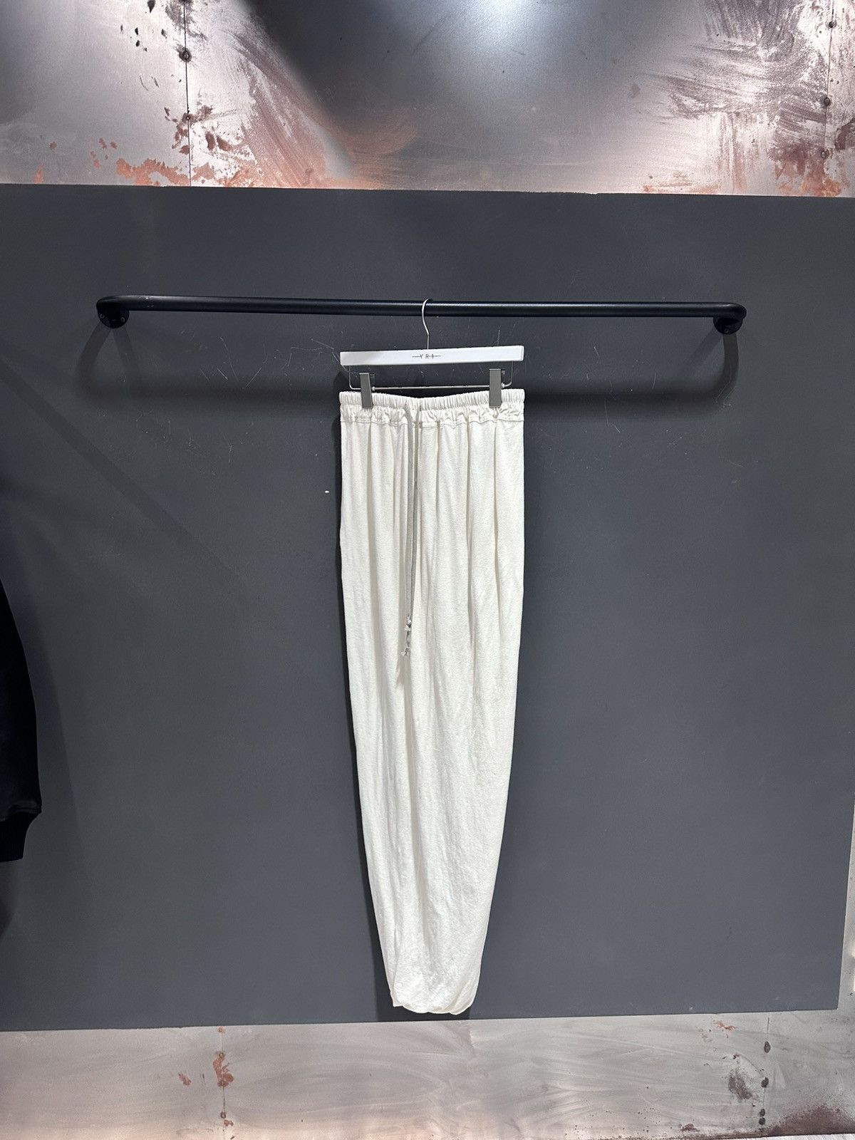 Rick Owens Drkshdw Rick Owens drkshdw Pull on pillar skirt Size 26" / US 2 / IT 38 - 1 Thumbnail
