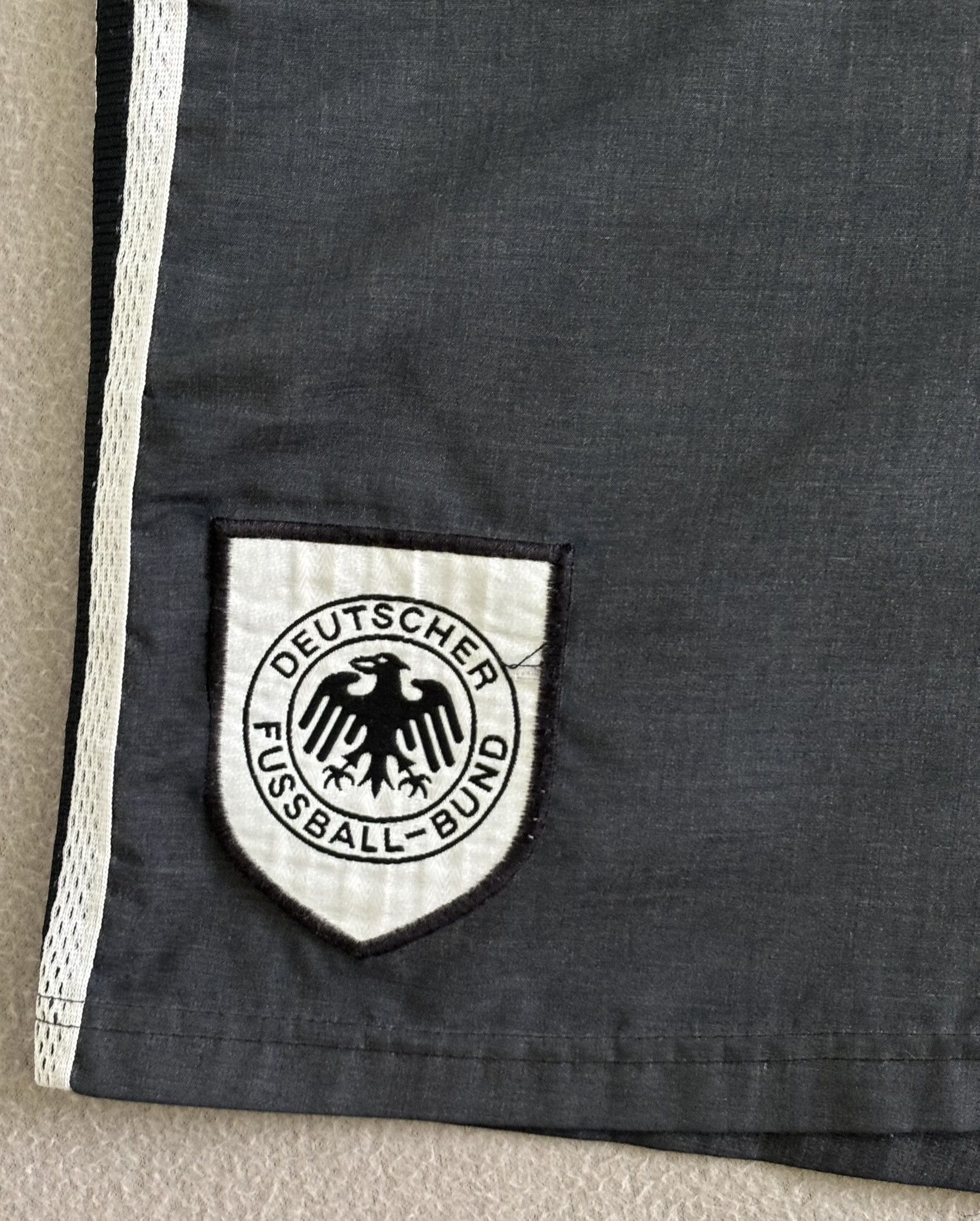 Adidas × Vintage Germany 1996 Adidas vintage Football shorts size L Size US 35 - 6 Thumbnail