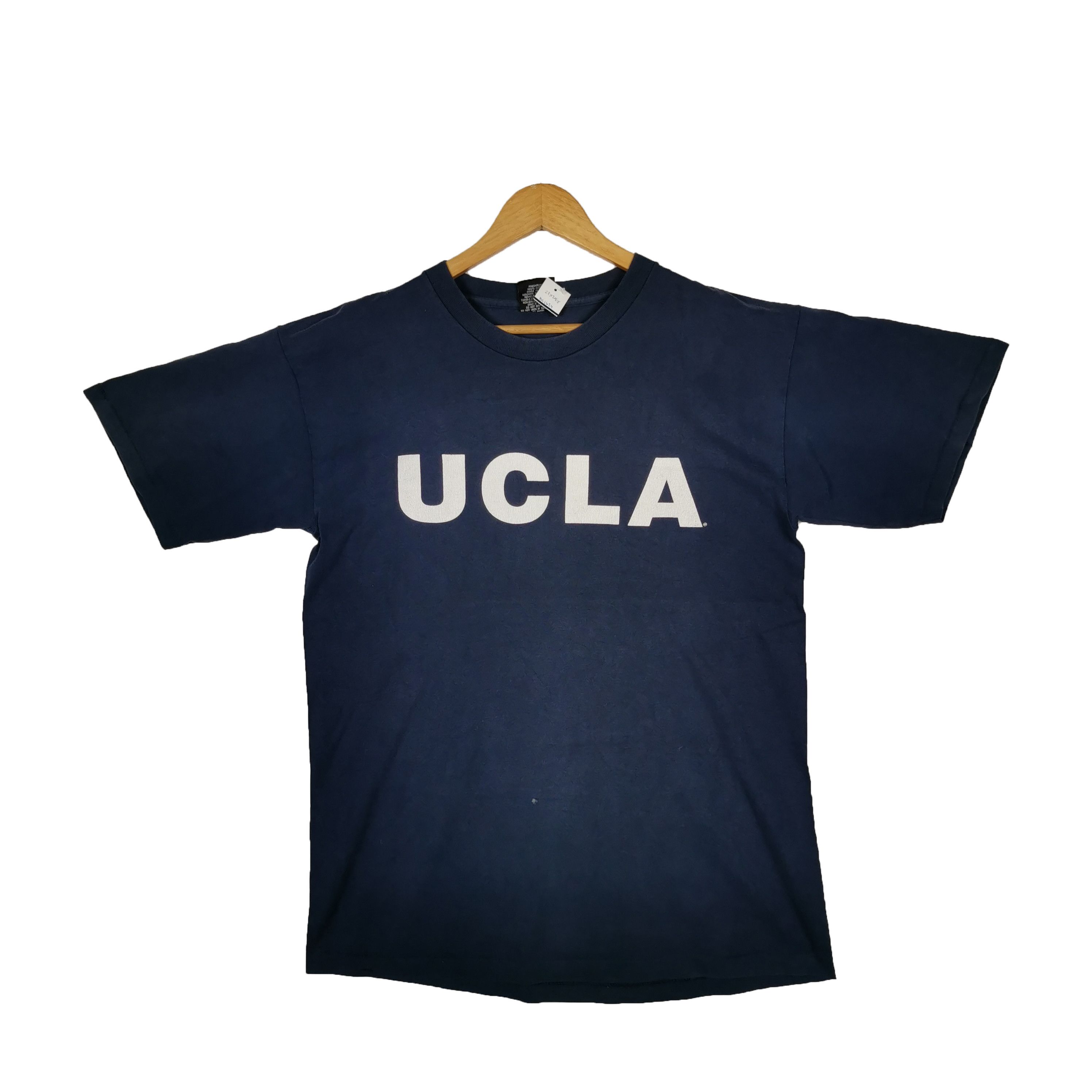 Vintage Vintage 80s UCLA Bruins University of California T-Shirt Size US L / EU 52-54 / 3 - 1 Thumbnail