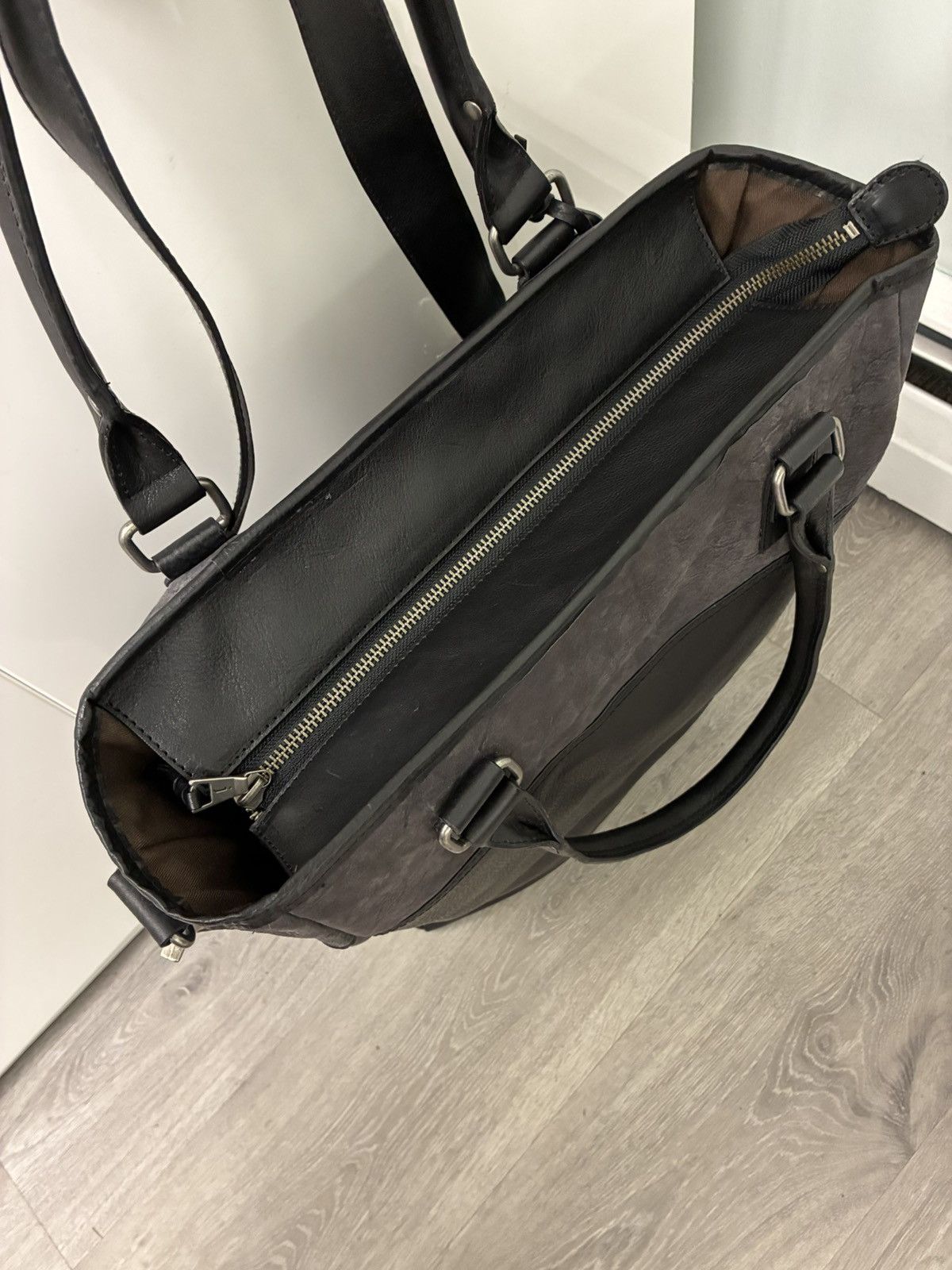 John Varvatos Skull Buckle Leather Bag W Strap. Size ONE SIZE - 15 Thumbnail