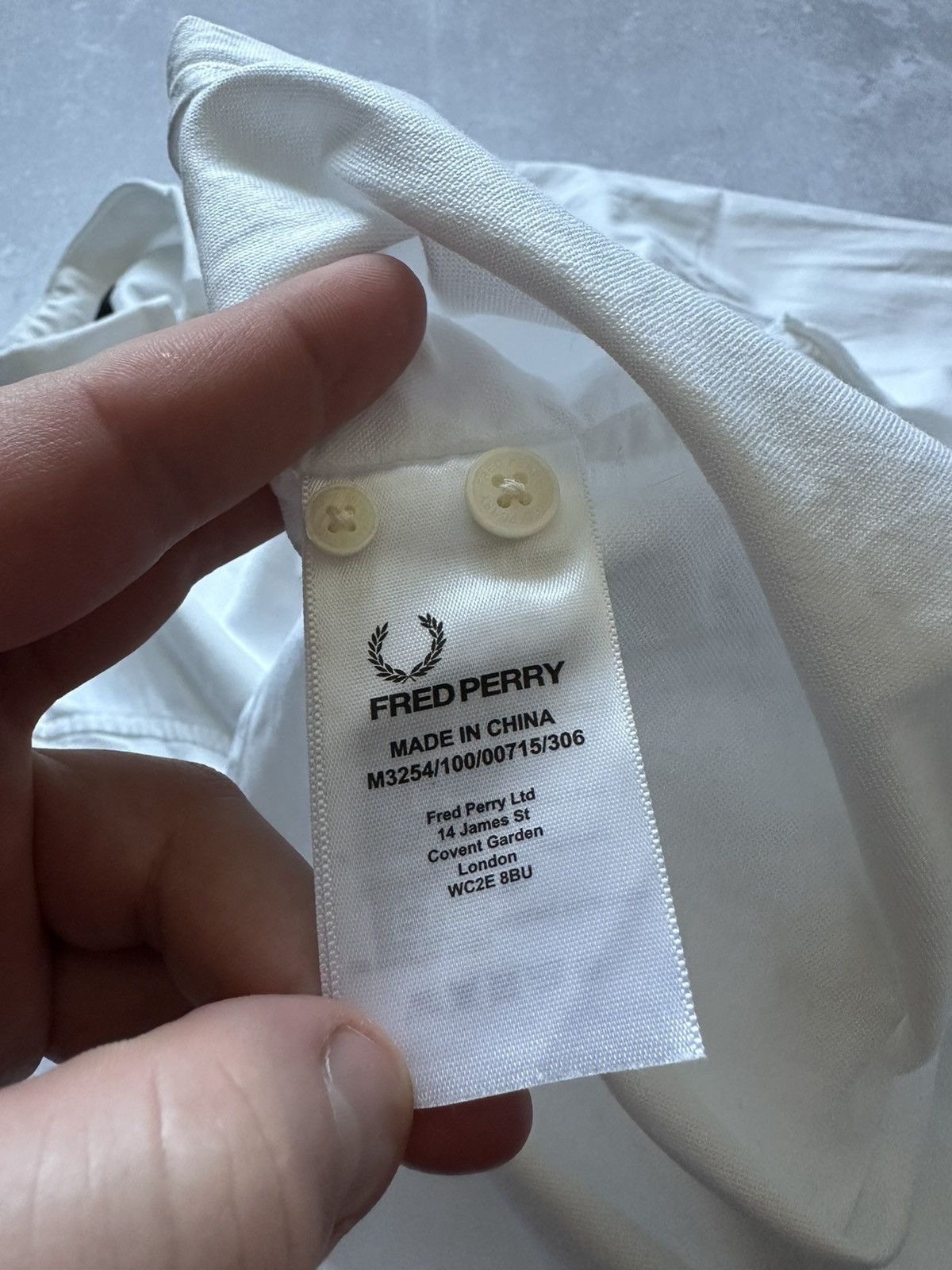 Designer × Fred Perry × Vintage Shirts button ups Fred Perry Vintage White size L Size US L / EU 52-54 / 3 - 13 Thumbnail