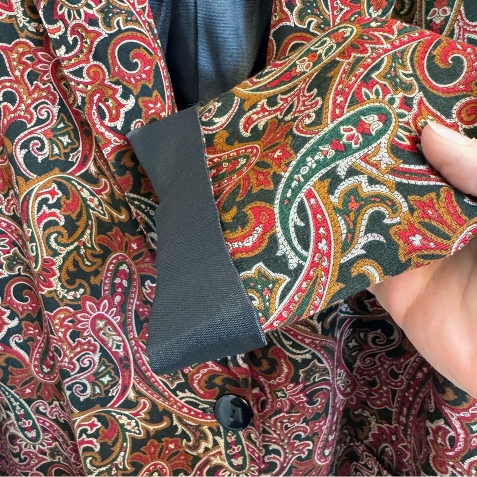 Vintage Vintage Rust Black Paisley Satin Cuff Button Blazer Womens S Size S / US 4 / IT 40 - 13 Thumbnail