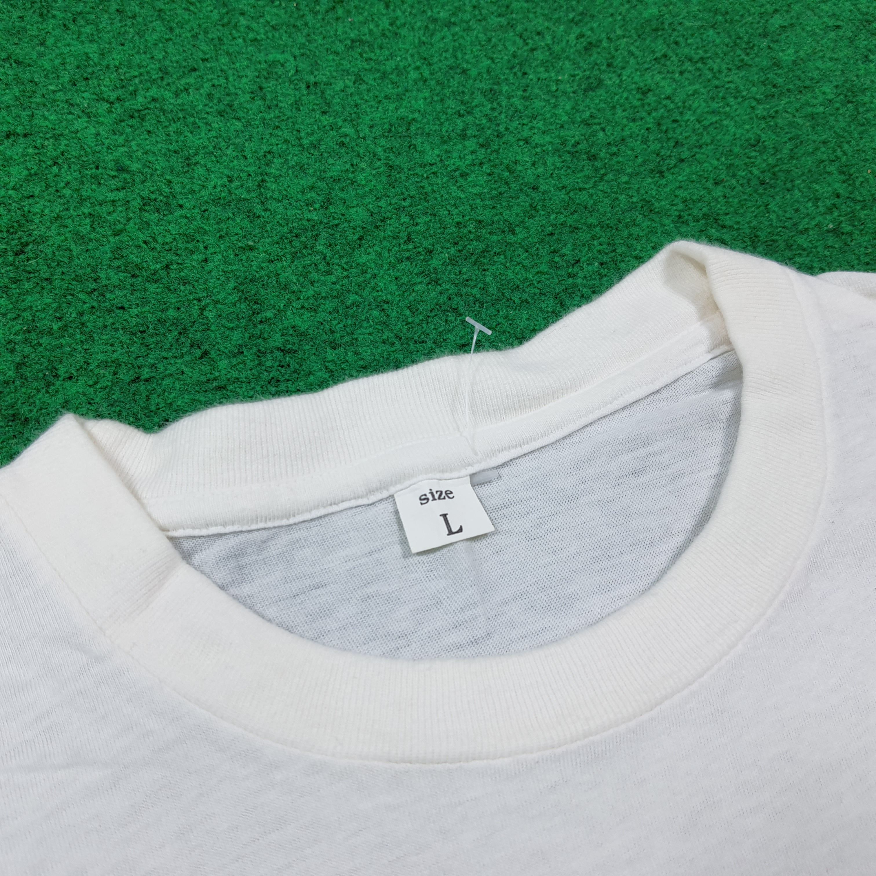 Vintage Vintage 90s Michelin Tire Safari Graphic Tee C285N61 Size US L / EU 52-54 / 3 - 4 Thumbnail