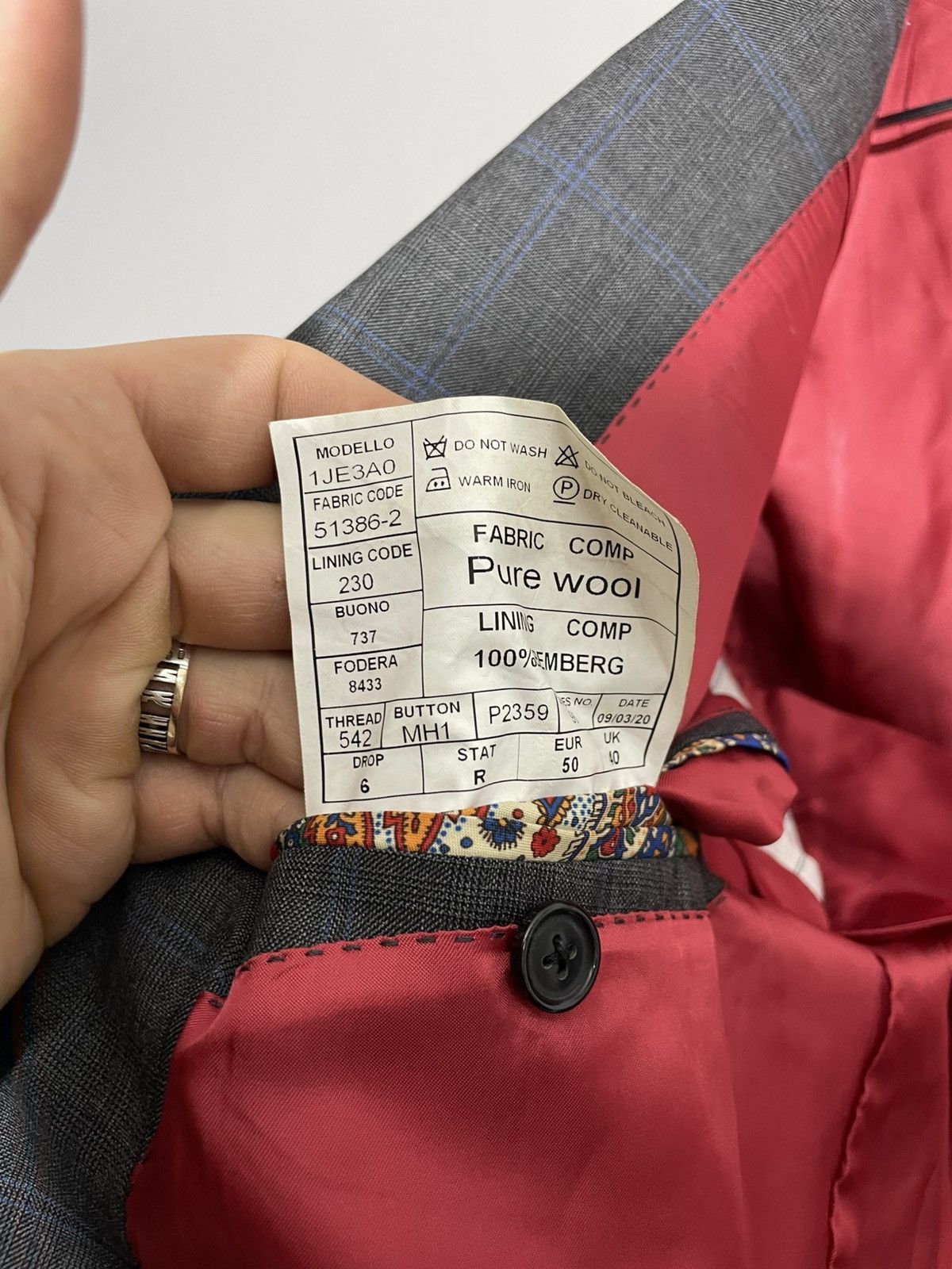 Suitsupply Suitsuply Men’s Check Pattern Suit size 50R Size 50R - 24 Thumbnail