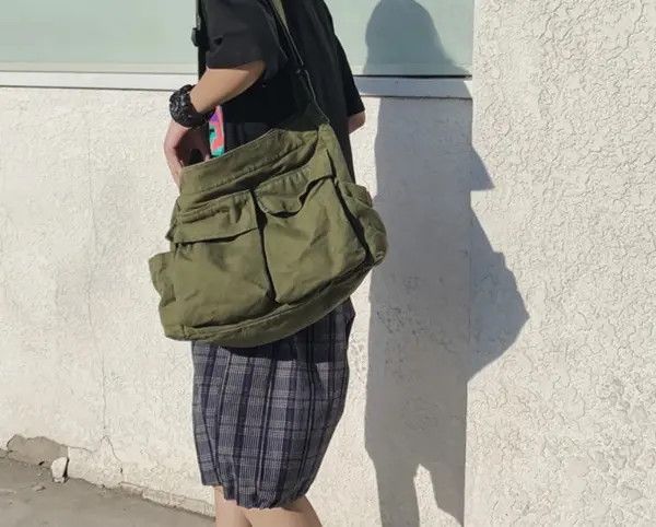 Japanese Brand Megumi x Nana Green Color Shoulder Messenger Bag Size ONE SIZE - 3 Thumbnail
