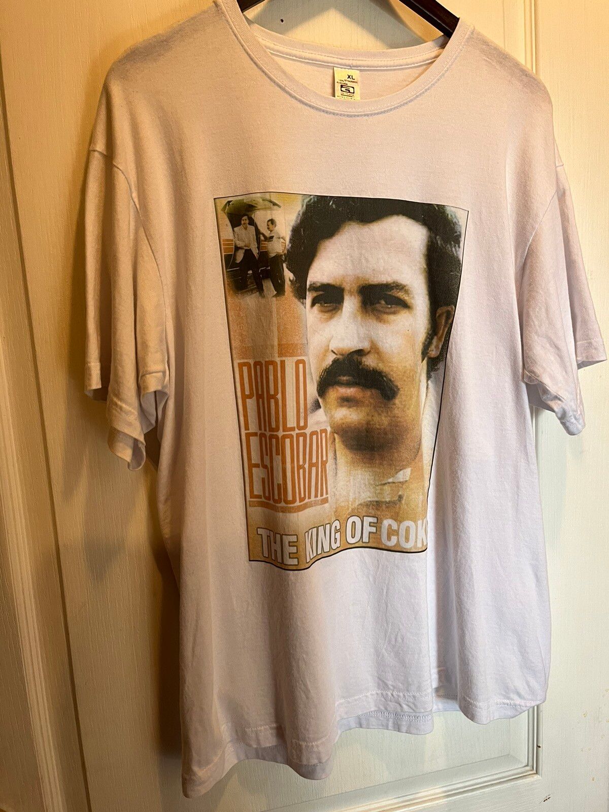 Vintage Vintage Pablo Escobar T shirt Size US XL / EU 56 / 4 - 1 Preview