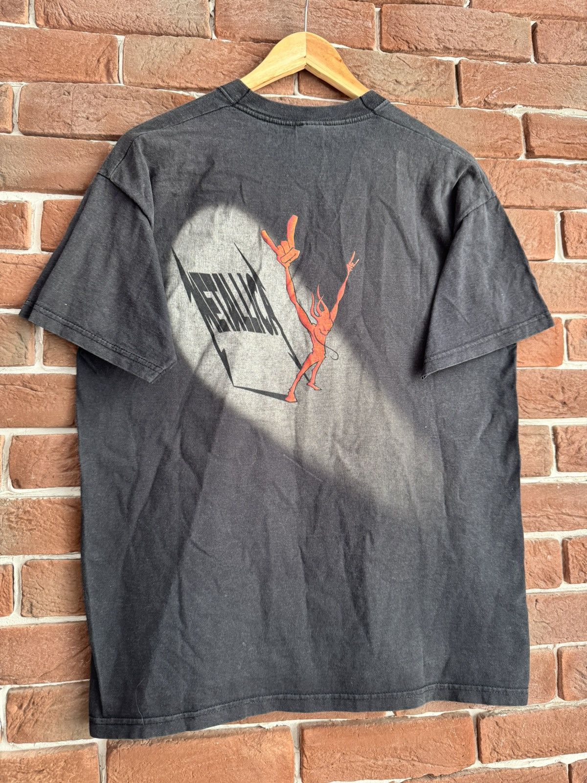 Band Tees Rare Vintage 00s Metallica Heavy Metal Band M Black Tee Y2K Size US M / EU 48-50 / 2 - 3 Thumbnail