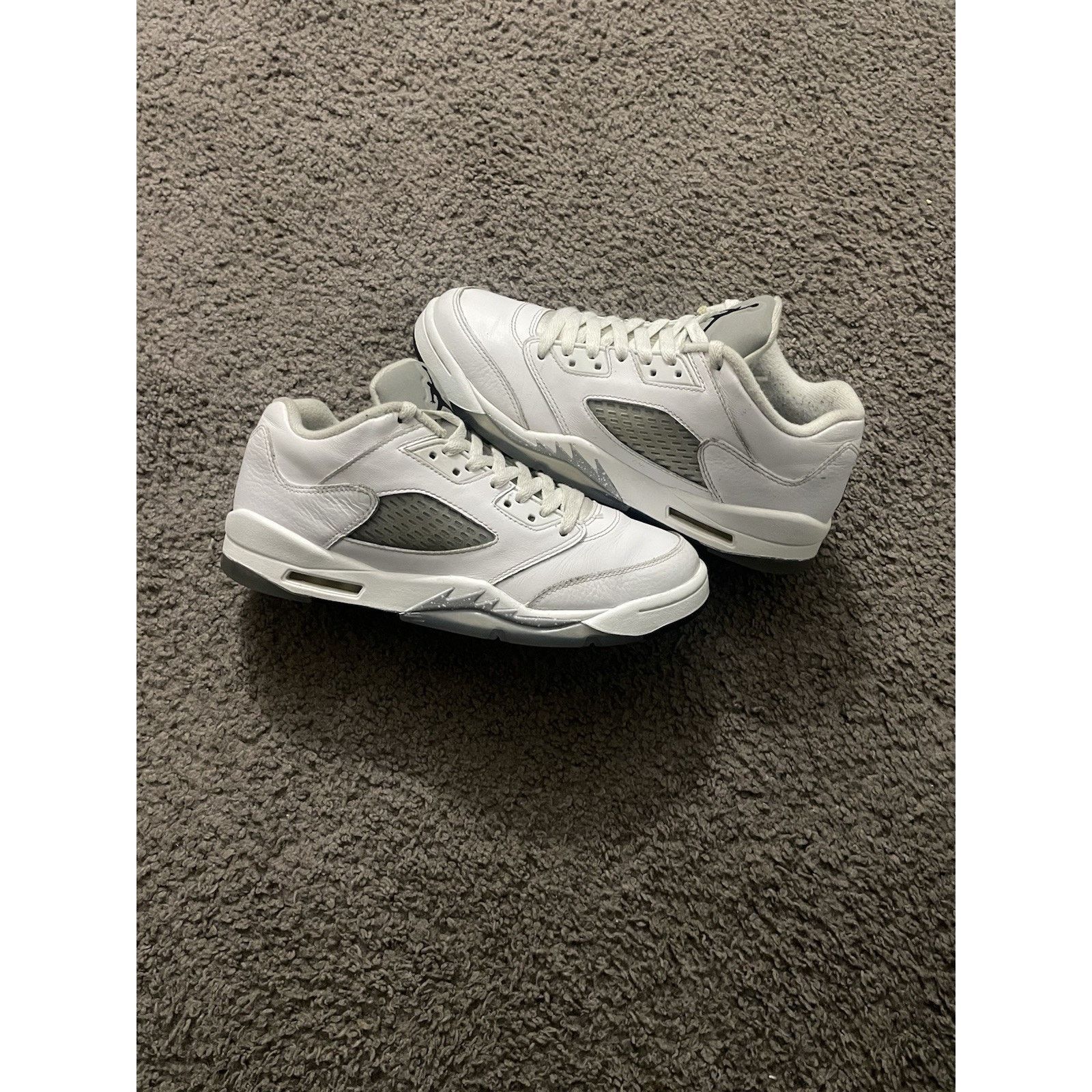 Jordan Brand Size 8.5m- Air Jordan 5 Retro Low Metallic GG Wolf Grey Size US 8.5 / EU 41-42 - 2 Thumbnail