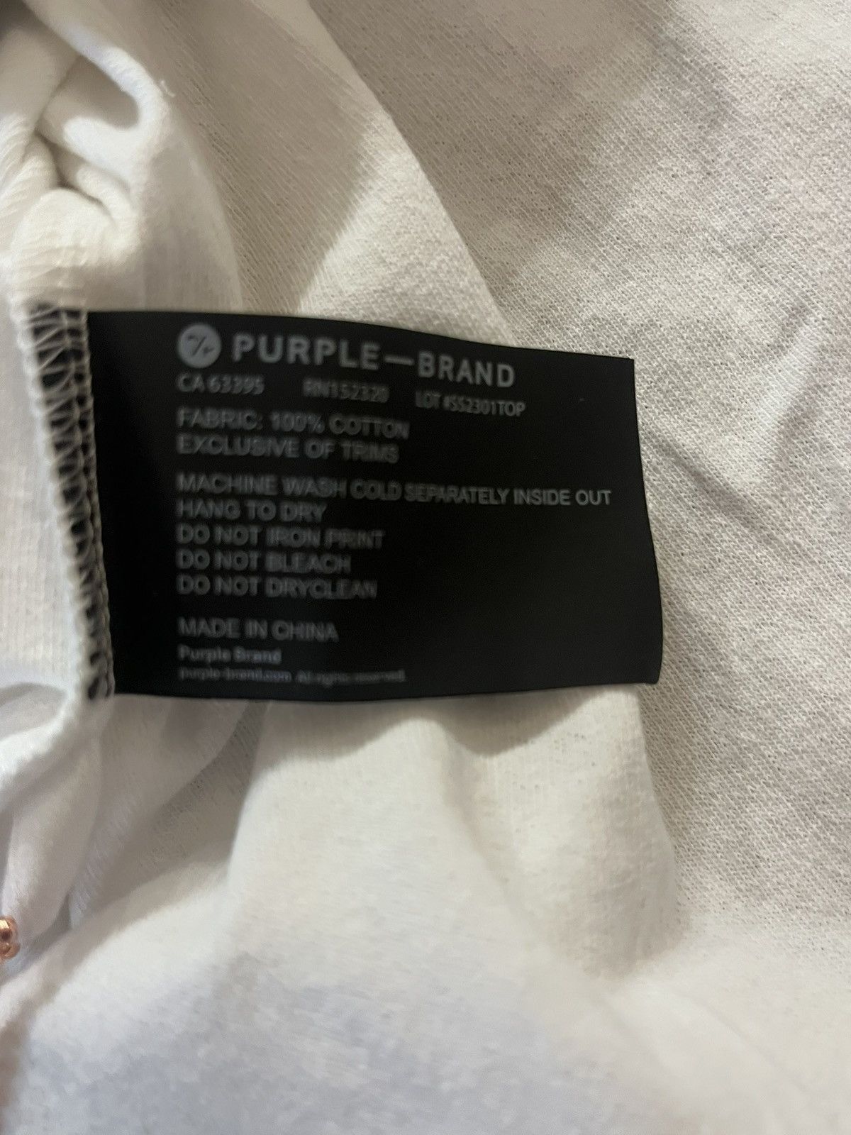 Purple Brand New Medium long sleeve T fuzzy print Size US M / EU 48-50 / 2 - 4 Thumbnail