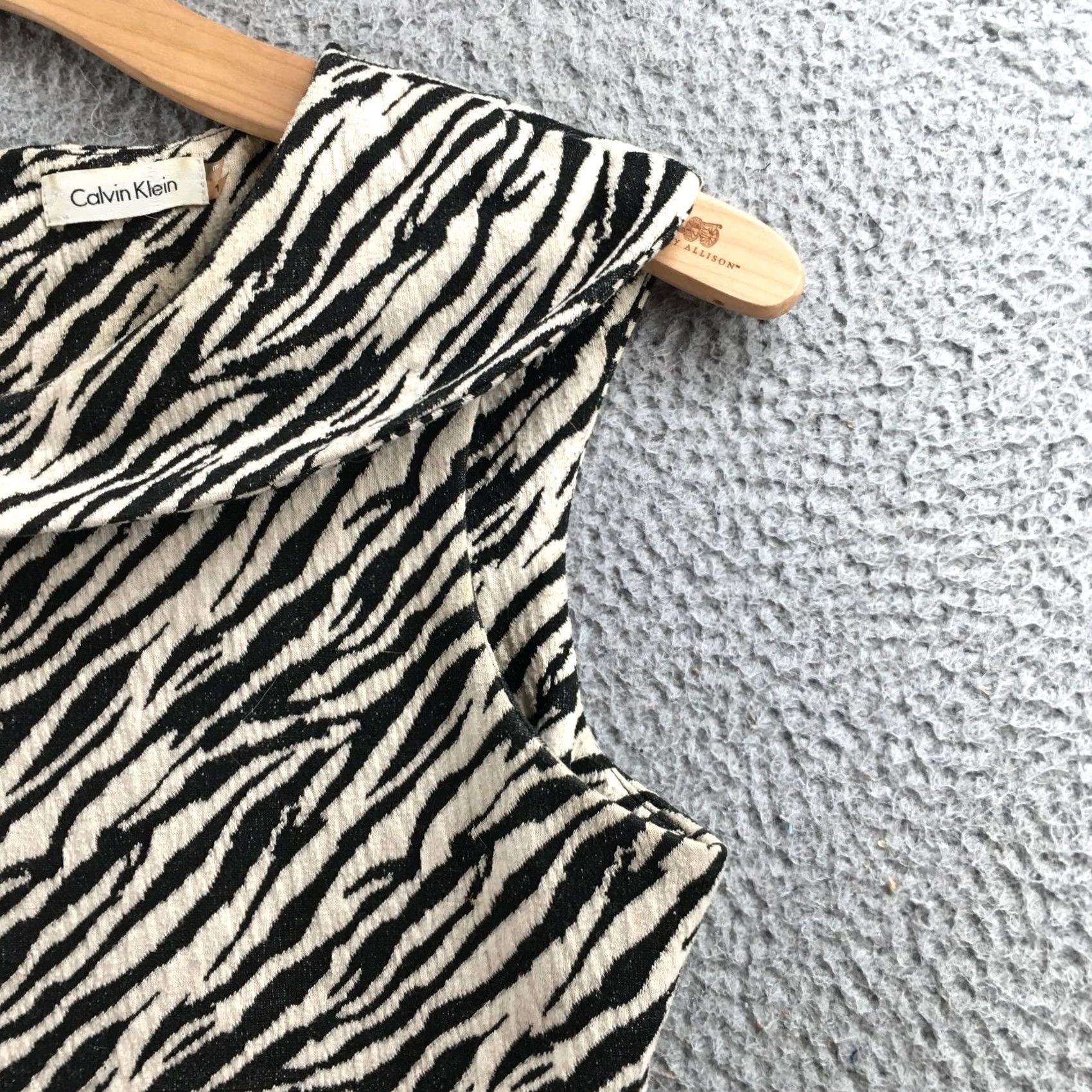 Calvin Klein Calvin Klein Sheath Dress Womens 10P Multicolor Zebra Print Sleeveless Casual Dress Size L / US 10 / IT 46 - 4 Thumbnail