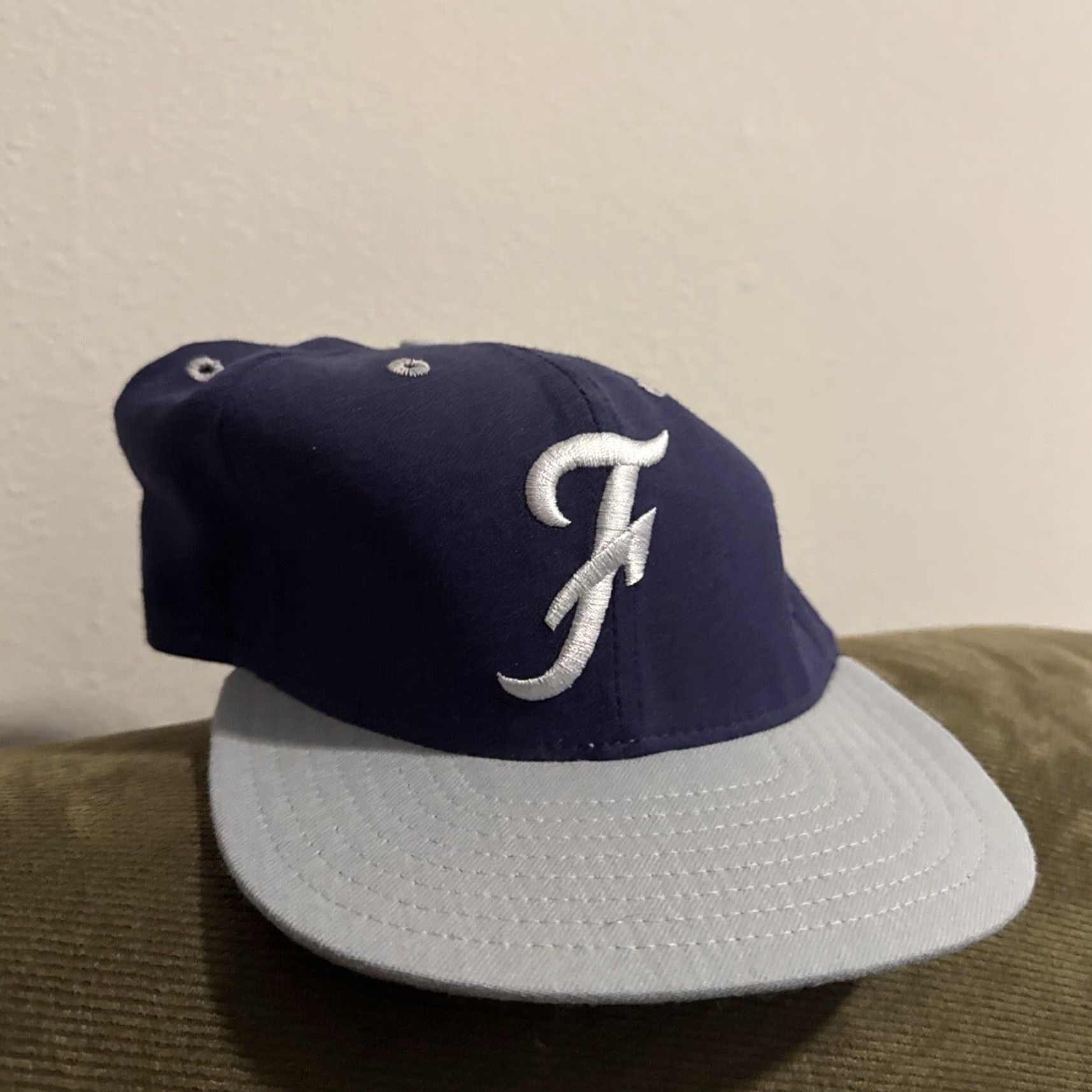 New Era VINTAGE 90s New Era Baseball Hat Fletcher High School Senators Pro Model 7 1/8 Purple Men Hats Size ONE SIZE - 2 Thumbnail