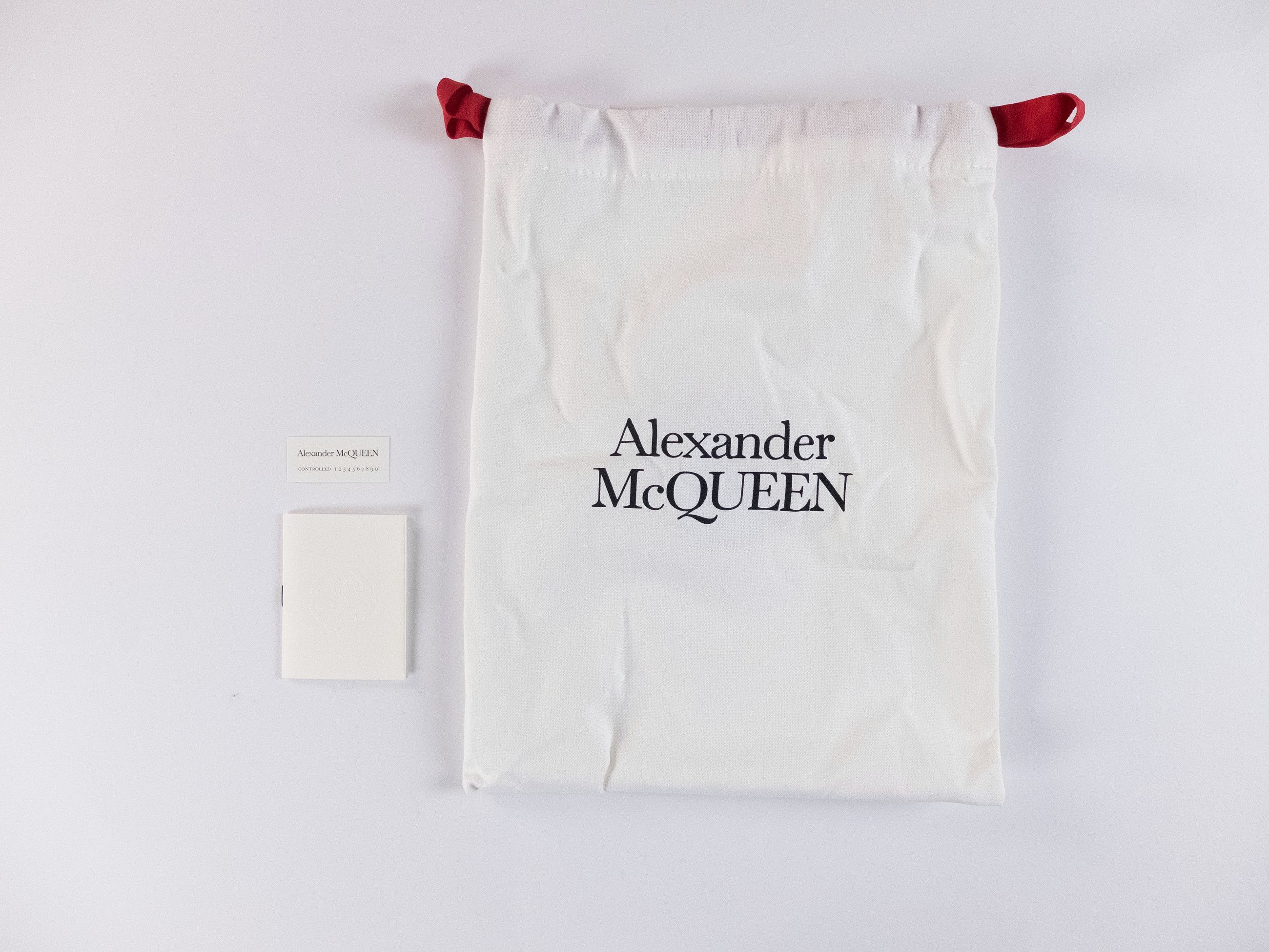 Alexander McQueen ALEXANDER MCQUEEN black 3D skull buckle reversible belt q Size 34 - 10 Thumbnail