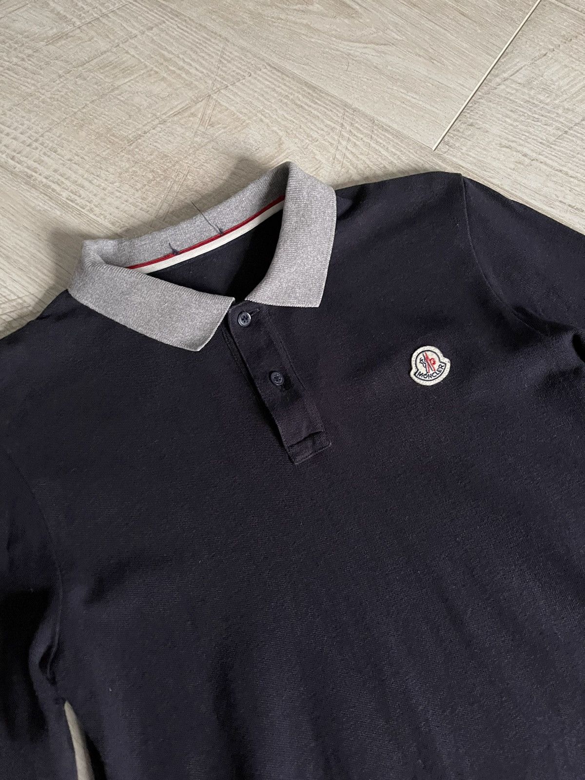 Moncler Moncler Polo Long Sleeve Size 14 years Blue Size US S / EU 44-46 / 1 - 2 Thumbnail
