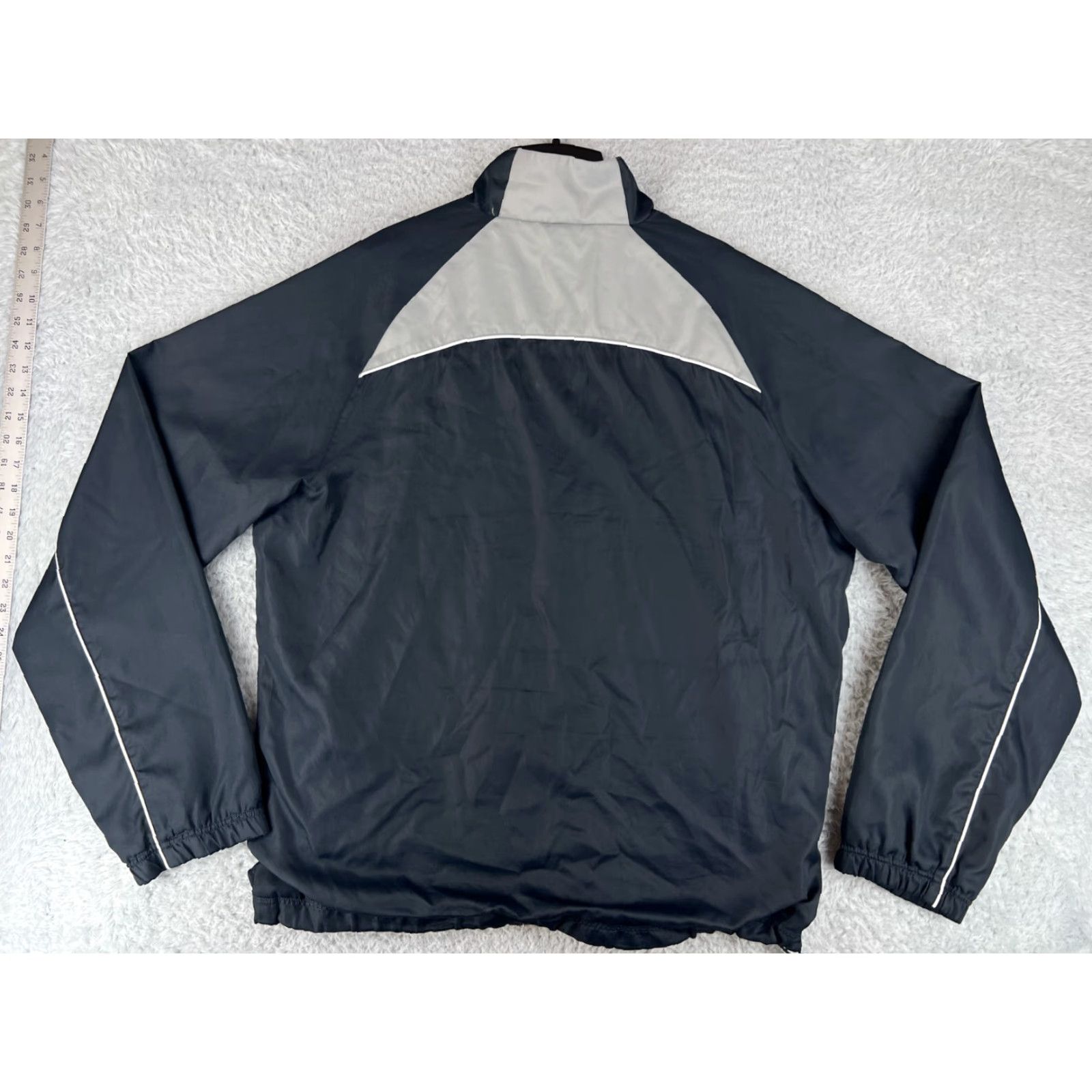 Reebok VINTAGE REEBOK Jacket Shirt Mens L Gray Black Windbreaker Full Zip Pockets Poly Shell Athletic Size US L / EU 52-54 / 3 - 2 Thumbnail