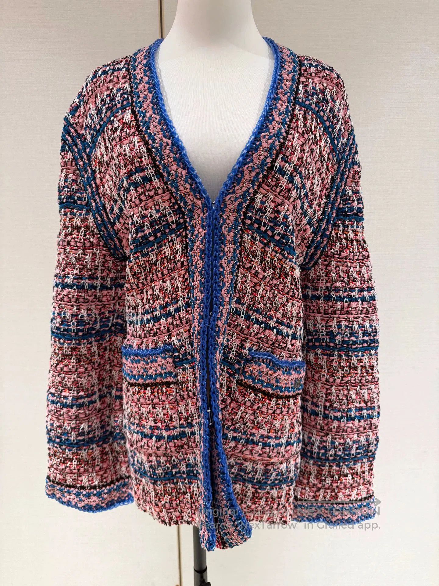 Chanel Chanel Runway Pink Blue Cardigan Size 38. Size US M / EU 48-50 / 2 - 1 Thumbnail