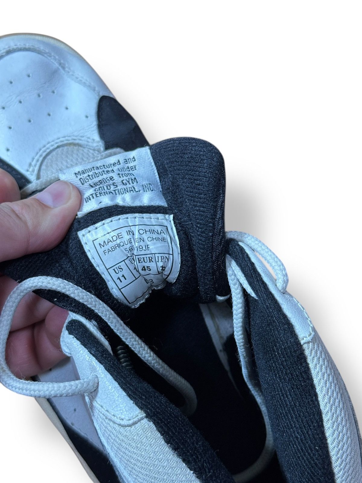 Vintage *RARE* 1990s GOLD’S GYM TRAINING SNEAKERS BODYBUILDING USA Size US 11 / EU 44 - 12 Thumbnail