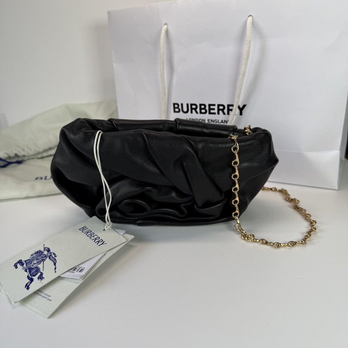 Burberry €1950 Burberry NWT Women’s Rose Clutch Black Leather Bag Size ONE SIZE - 1 Thumbnail