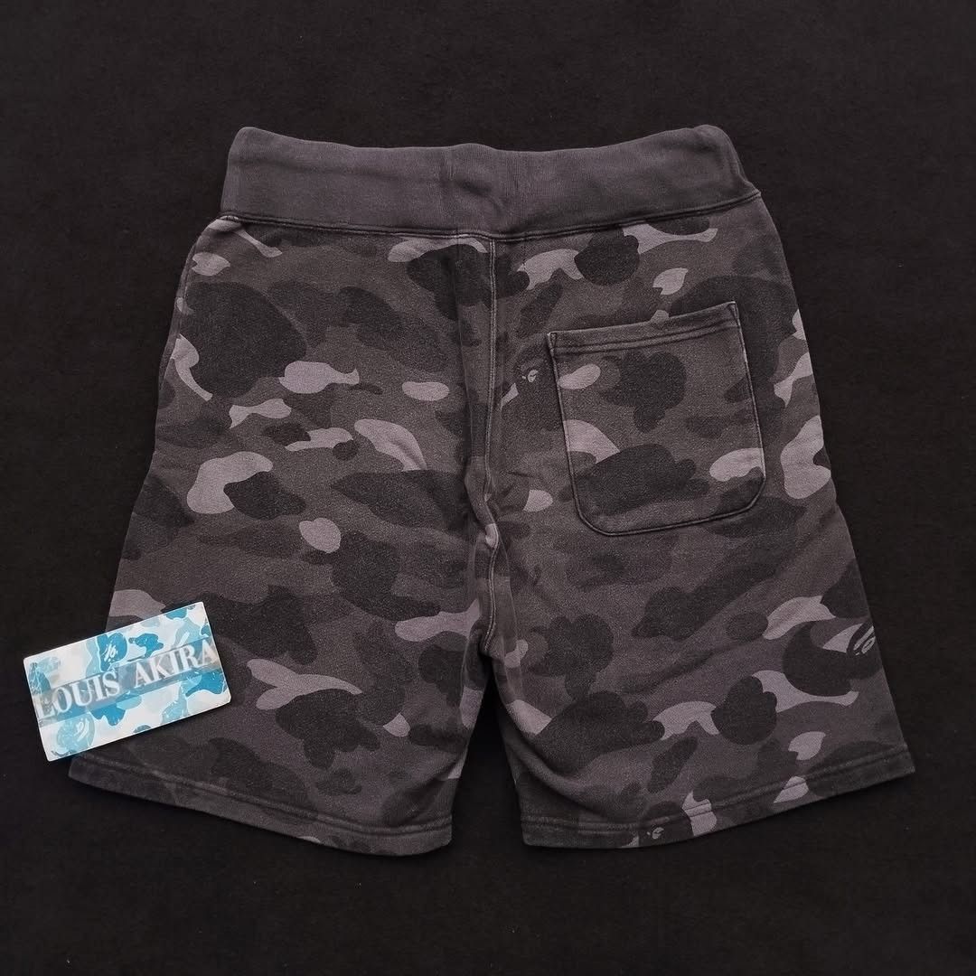 Bape 2015 Bape x RSVP Camo Sweatshort Size US 30 / EU 46 - 3 Thumbnail