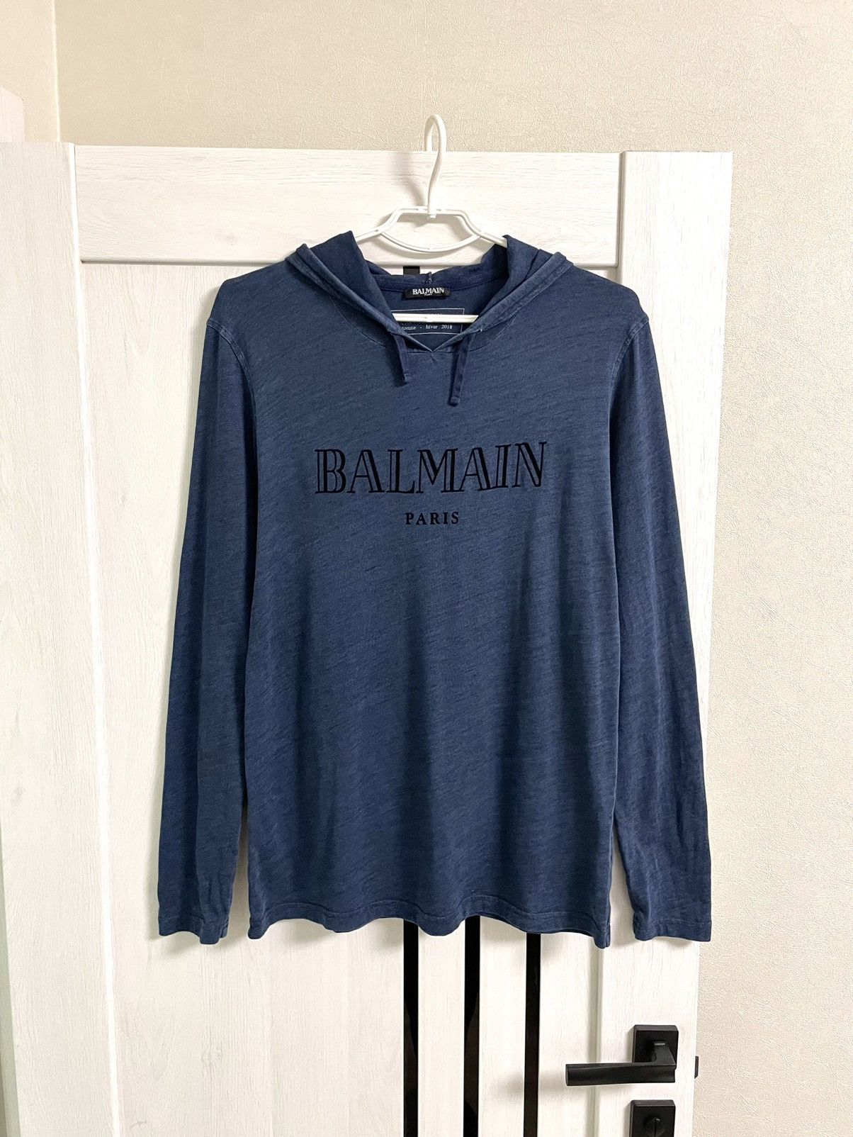 Balmain Balmain Velour Logo Hooded Long Sleeve T-Shirt Hoodie Size US M / EU 48-50 / 2 - 1 Thumbnail