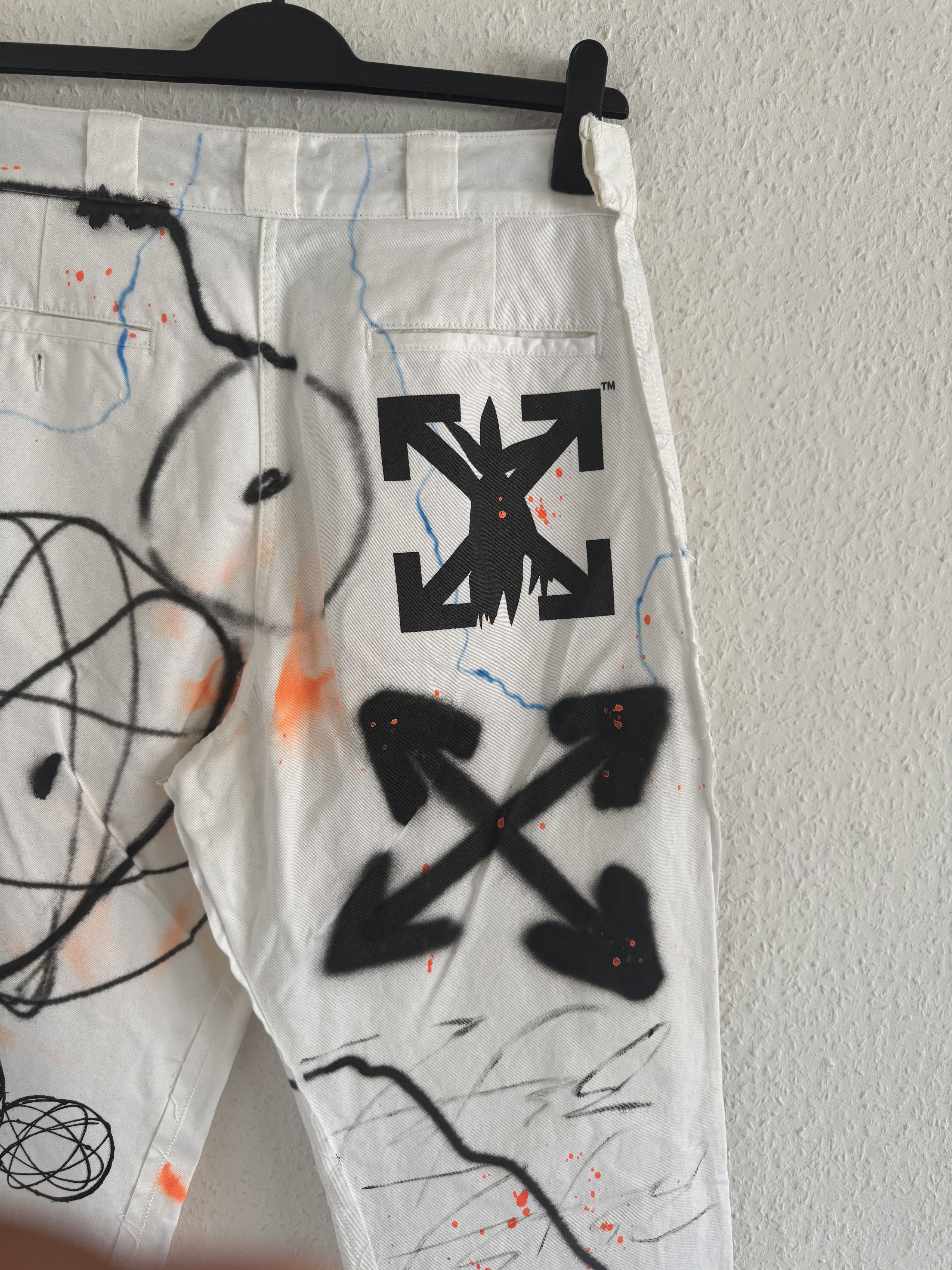 Futura × Off-White Futura spraypaint carpenter pants Size US 30 / EU 46 - 14 Thumbnail
