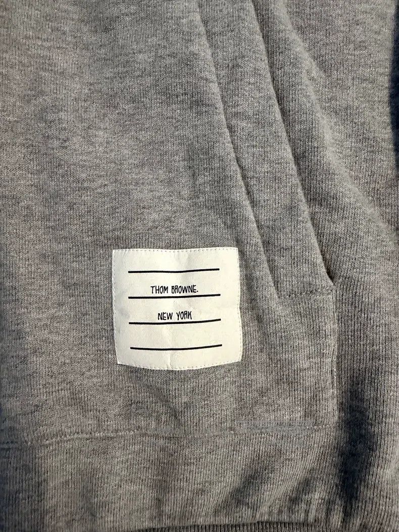 Thom Browne Thom Browne Back center stripe decorative zipper hooded sw Size S / US 4 / IT 40 - 4 Thumbnail